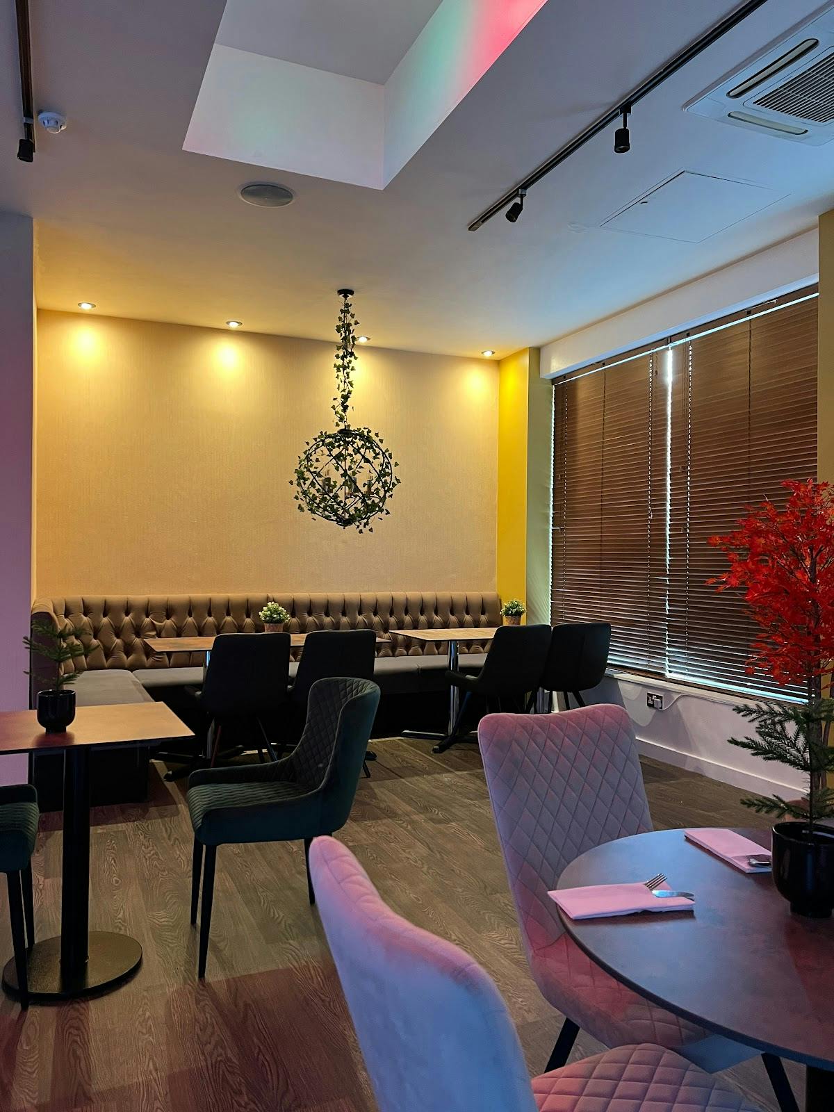 Buka Royale - >Buka Online</a>