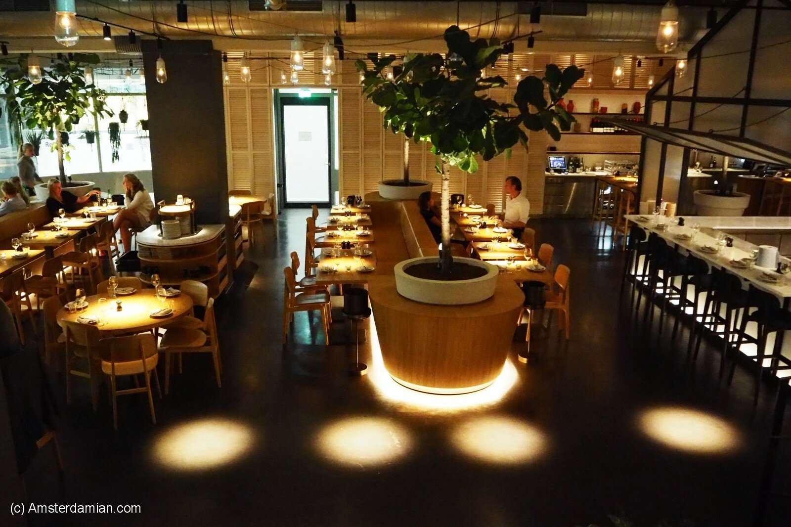 Modern Middle Eastern restaurant in NENI Amsterdam, perfect for events and meetings.