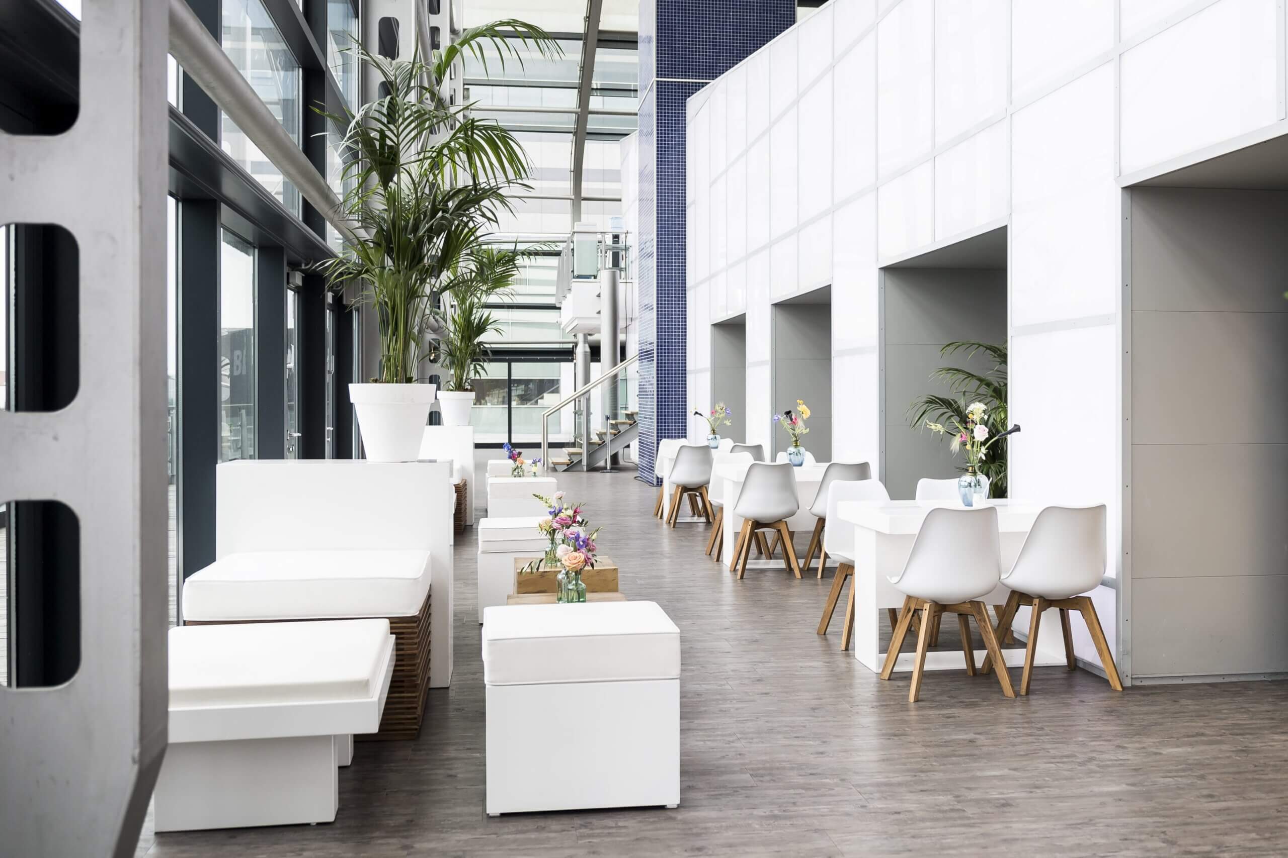 Promenade Deck - Passenger Terminal ...