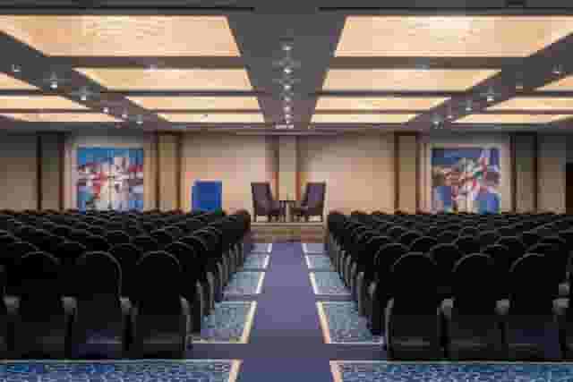 Renaissance London Heathrow Hotel