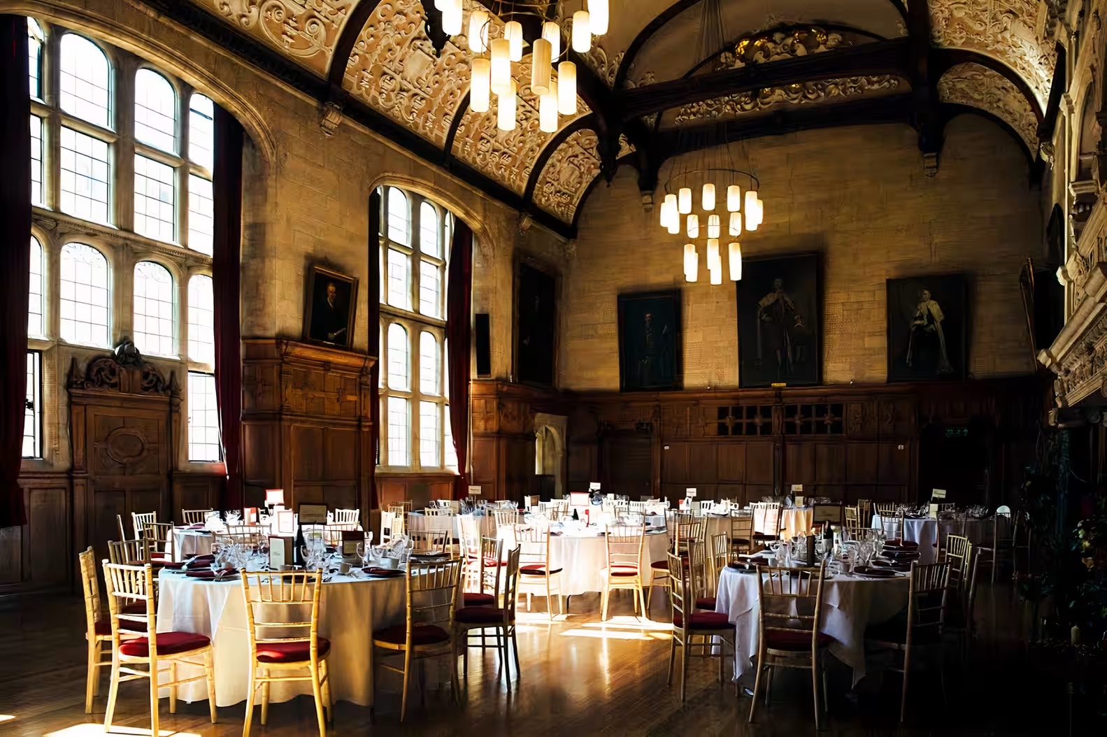 Elegant Assembly Room in Oxford Town Hall, perfect for weddings and corporate events.