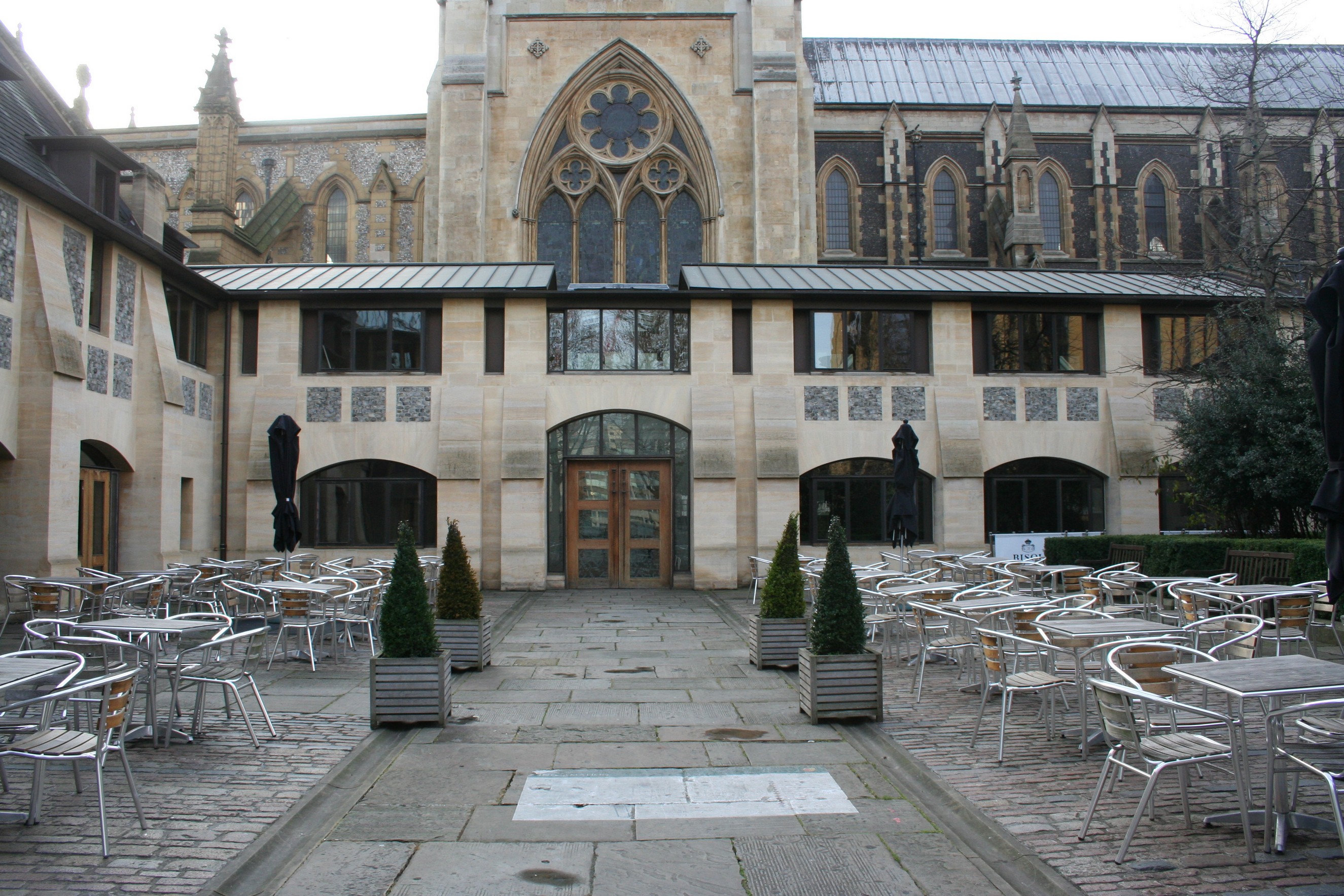 Millennium Courtyard at Southwark Cathedral, ideal outdoor venue for events and receptions.