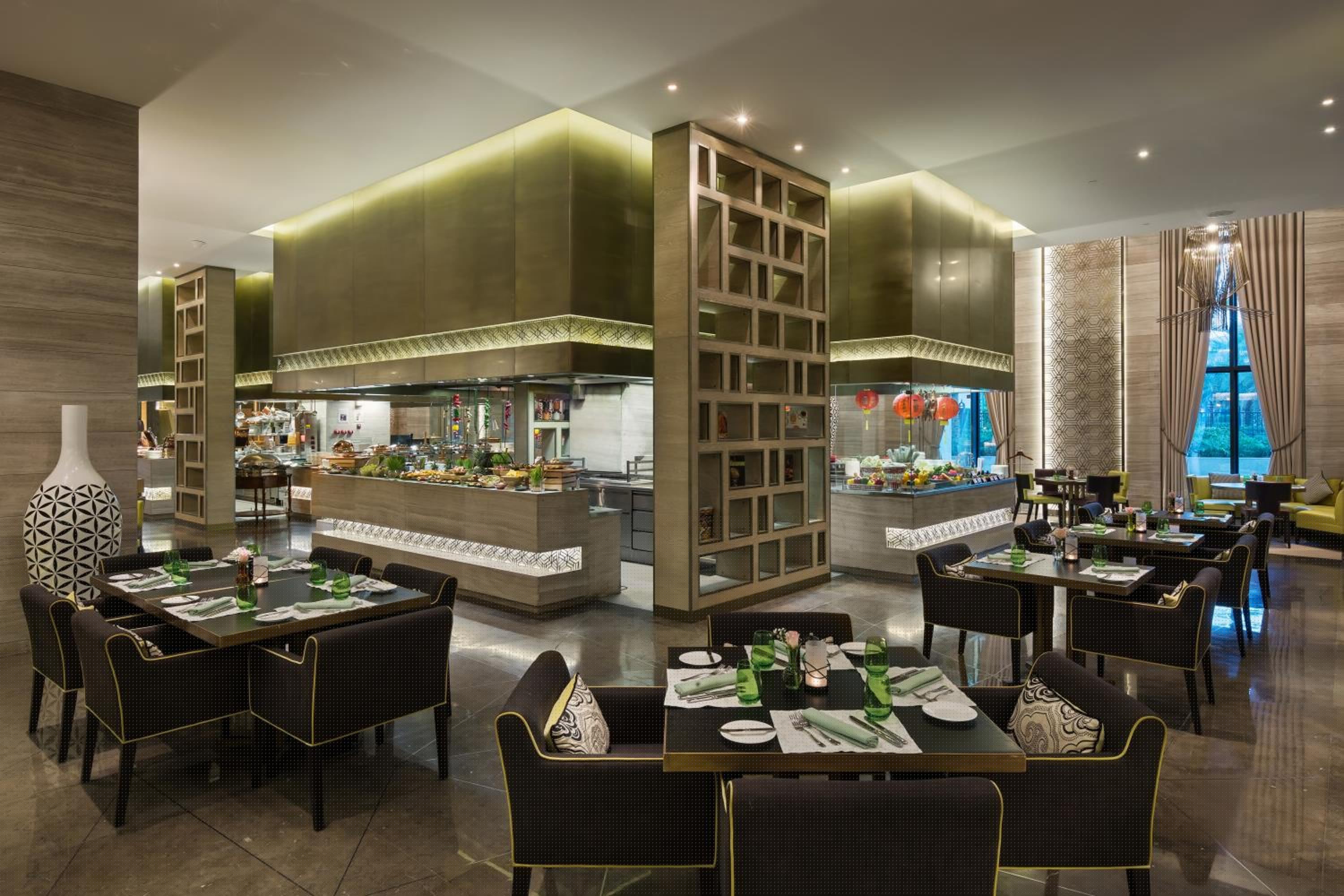 Modern restaurant in Fairmont Riyadh, perfect for corporate events and business meetings.