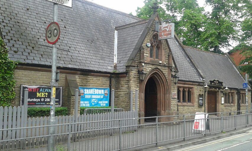 Charming Bar in 256 Fallowfield, ideal for community events and gatherings.
