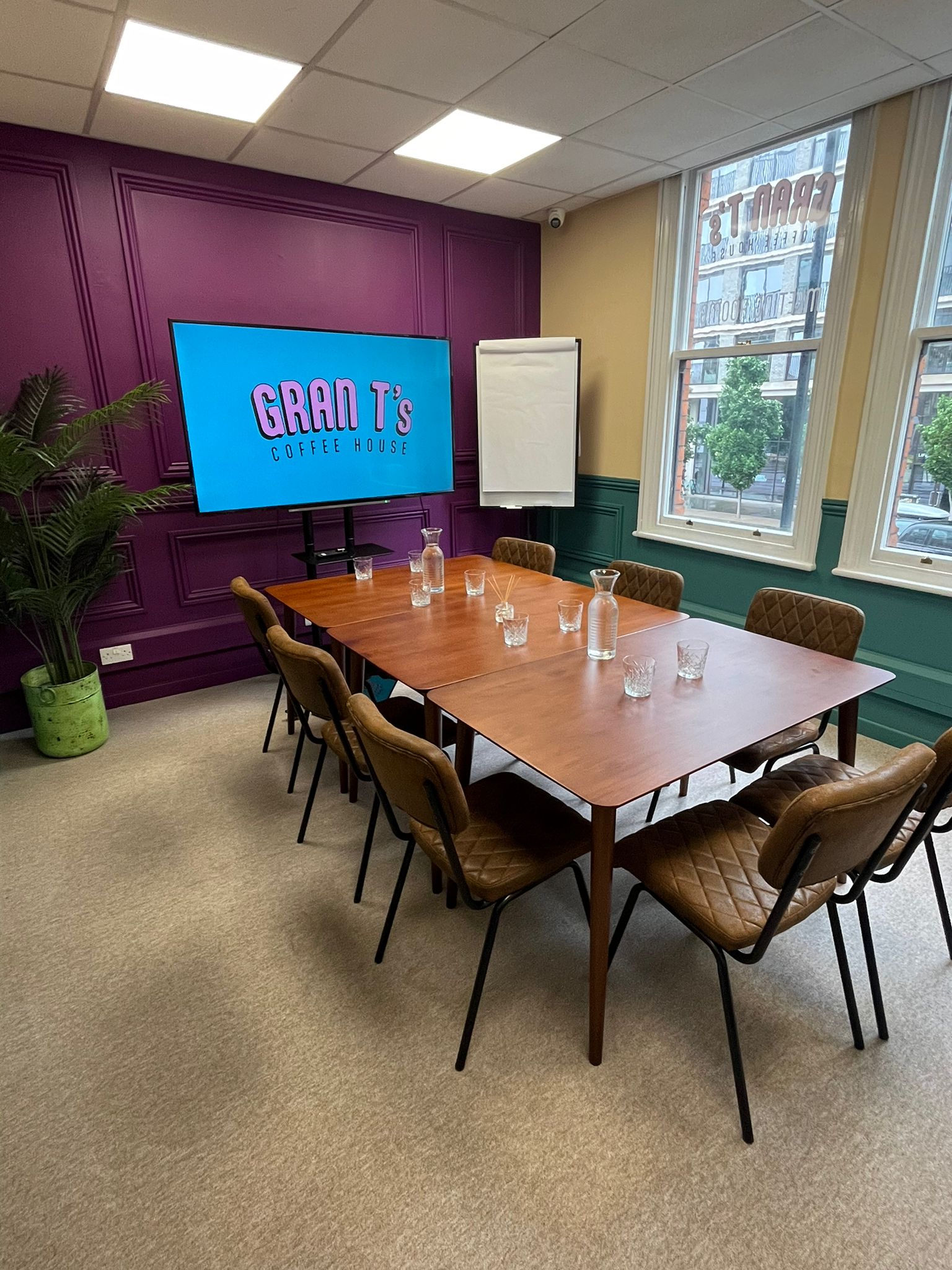 MEETING ROOMS | Gran T's Coffee House