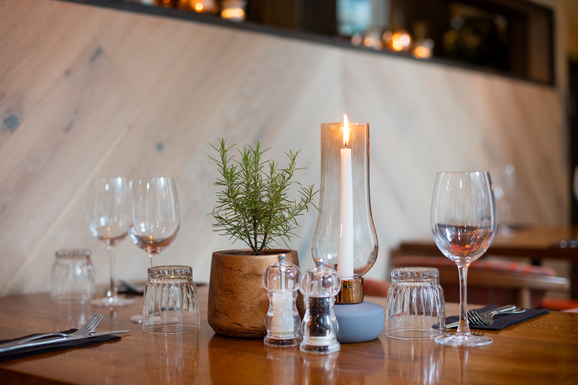  Whole Venue - 3q2nzzku40r.jpg