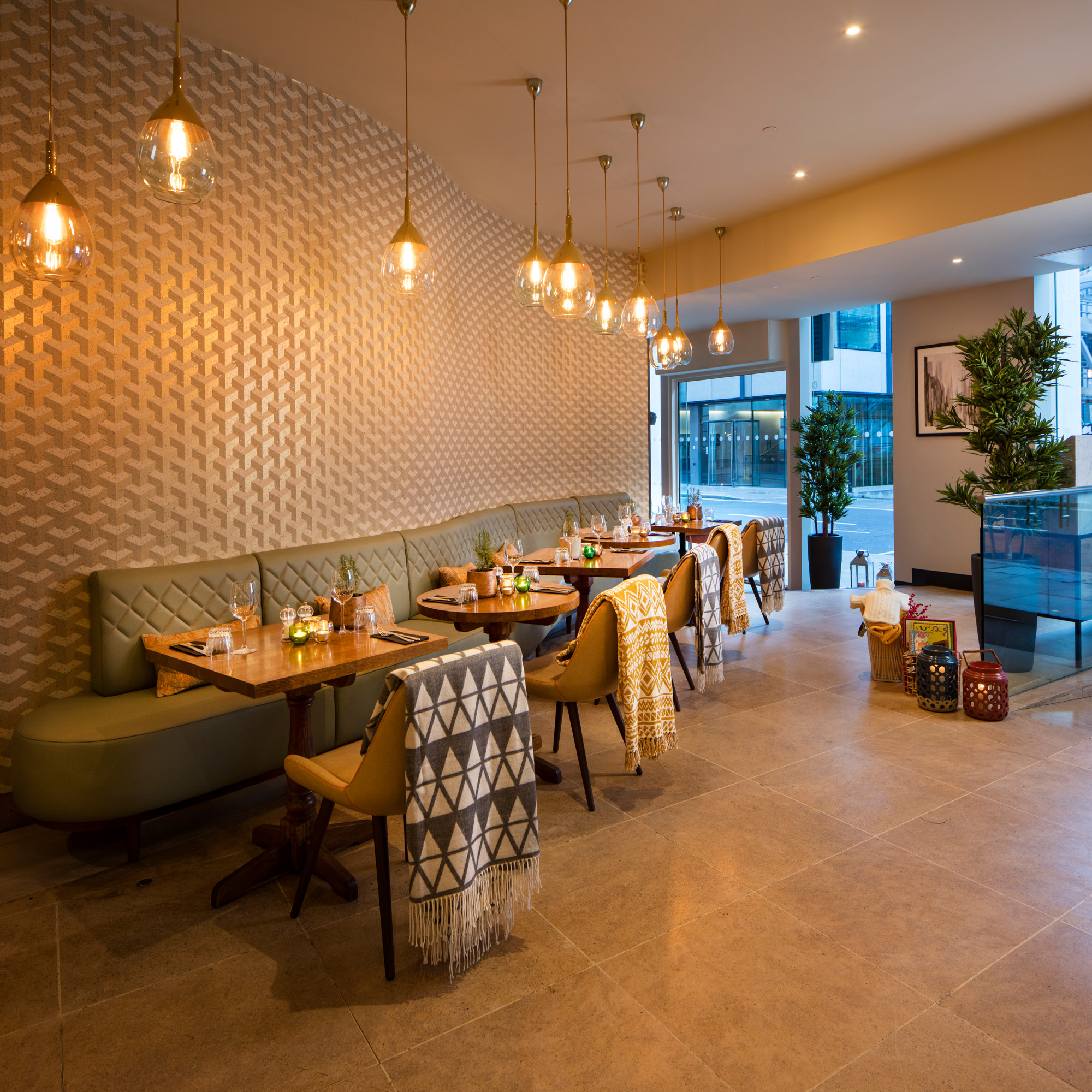  Whole Venue - kpkl3okseas.jpg