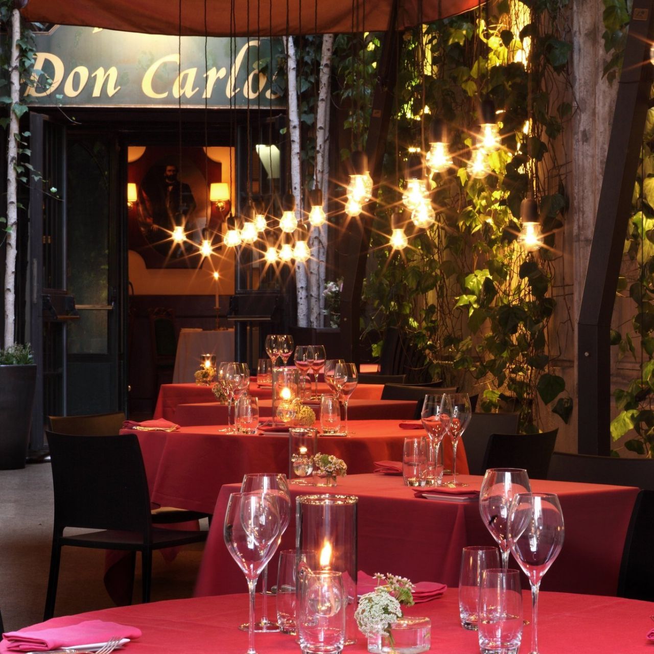 Elegant dining at Don Carlos Restaurant, perfect for weddings and corporate events.