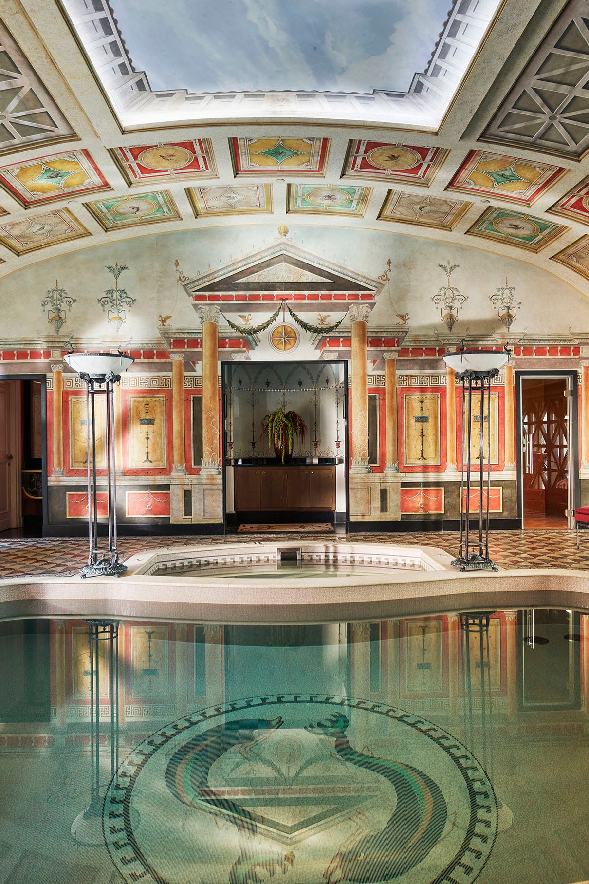 Elegant event space at Hotel Principe di Savoia, ideal for high-end meetings and gatherings.