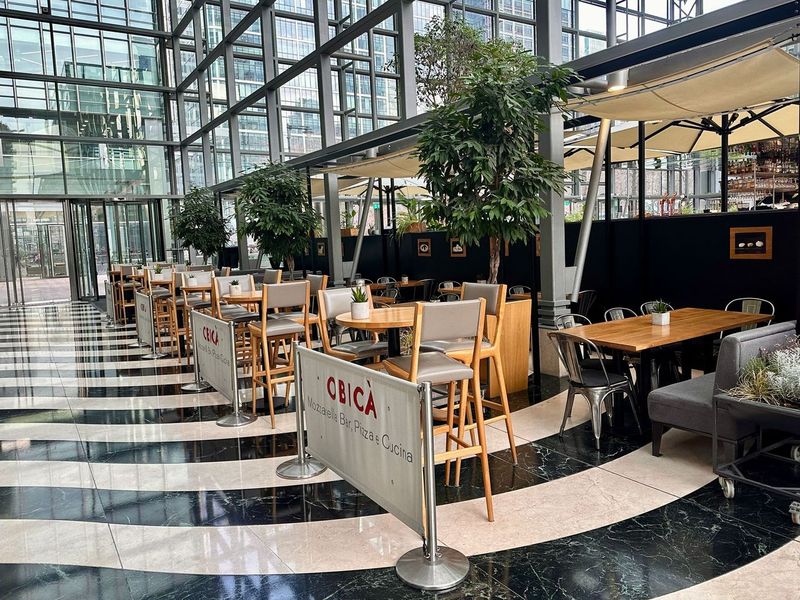 Obicà Canary Wharf Garden: networking, business lunch, natural light, greenery
