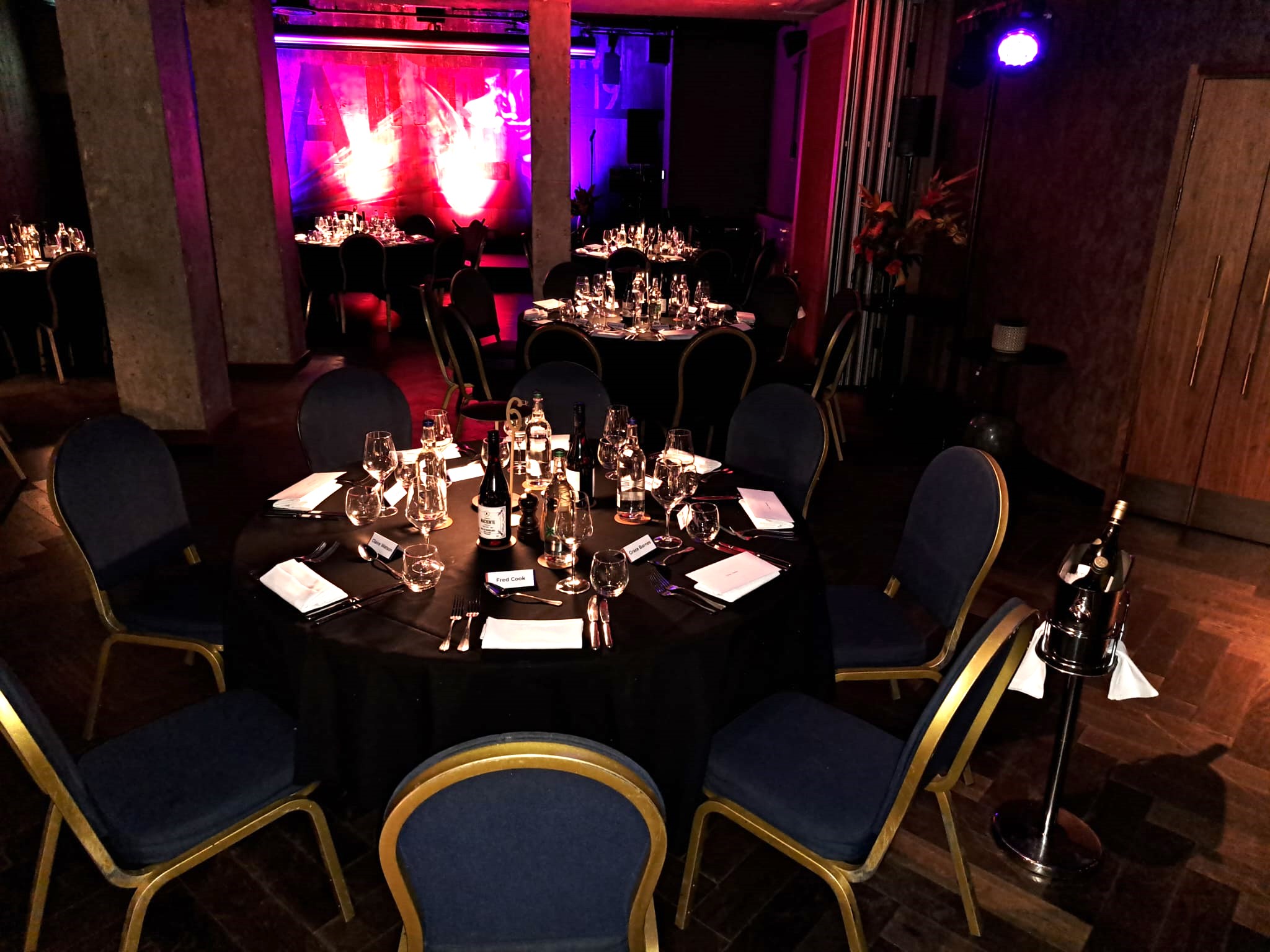 QT  - qpllvhk4rmk.jpg