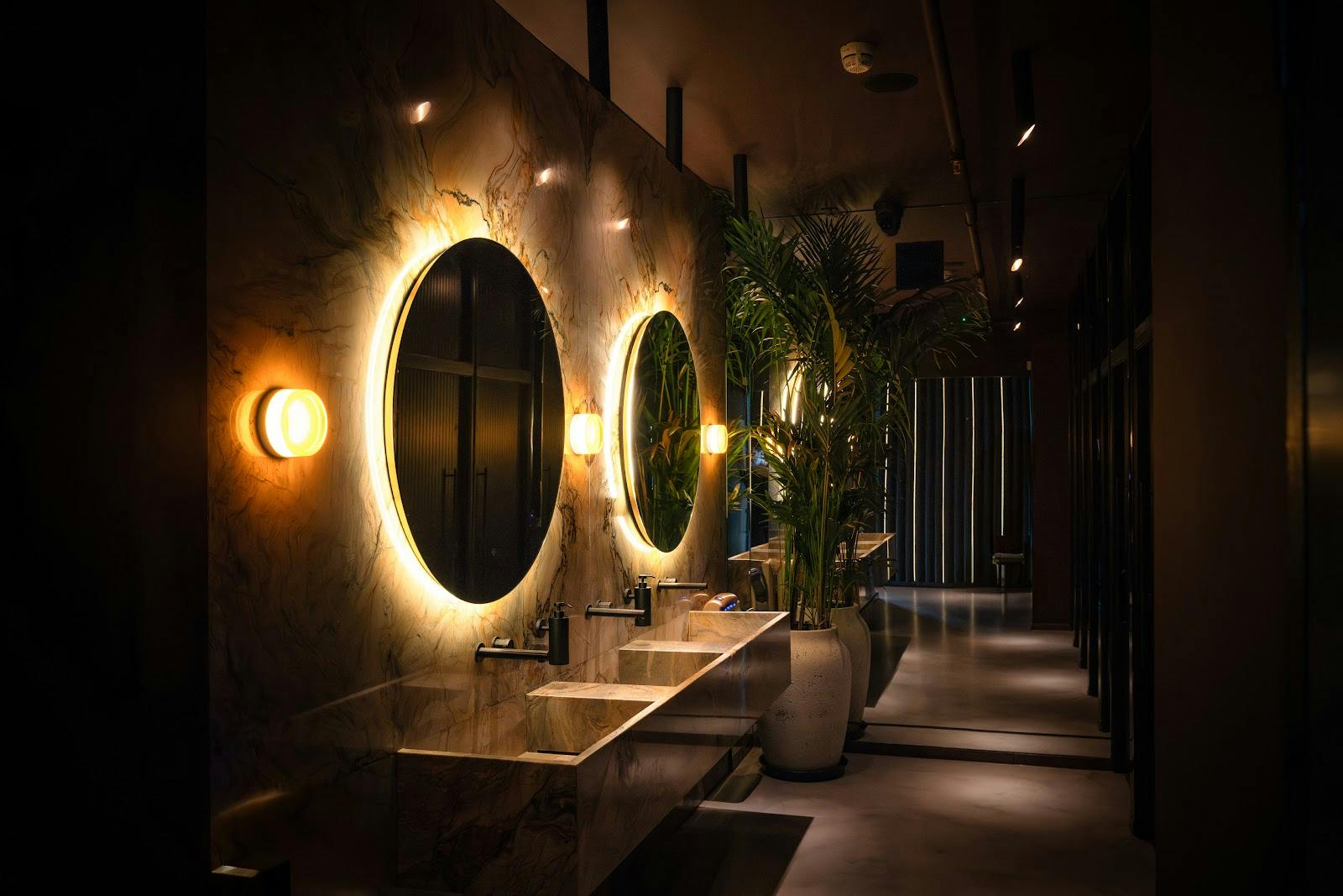 HERA Greek Restaurant - >HERA Restaurant</a>