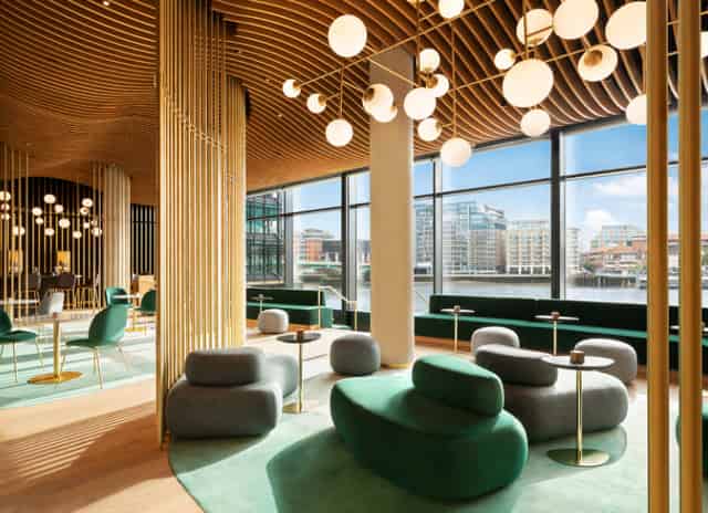 Hithe + Seek Bar & Kitchen