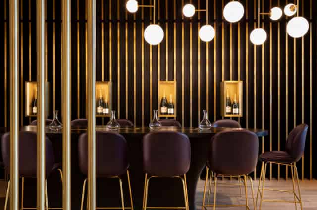 Hithe + Seek Bar & Kitchen