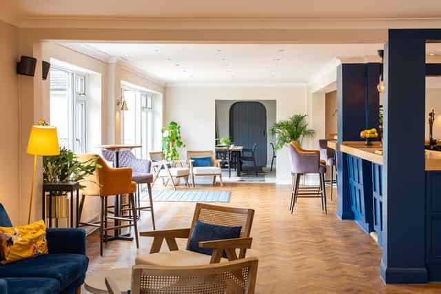 The Bar and Lounge