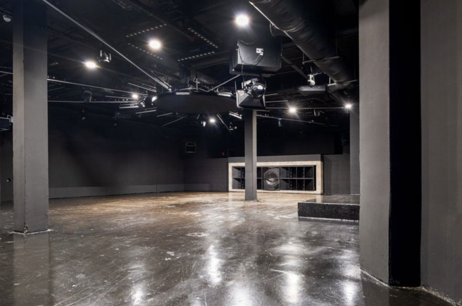 The Black Studio - 1mqdg1lkart.png