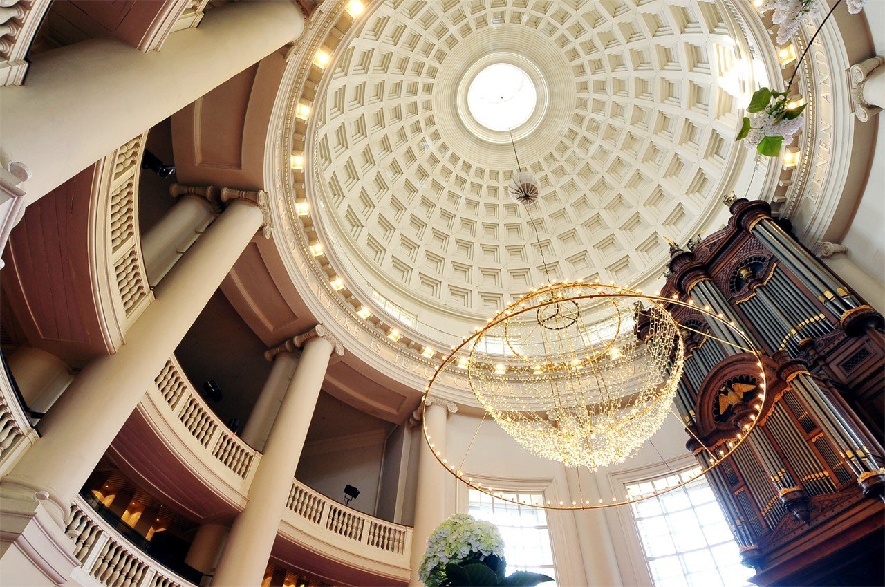 "Dome Hall in Koepelkerk Amsterdam with stunning domed ceiling, ideal for weddings and events."