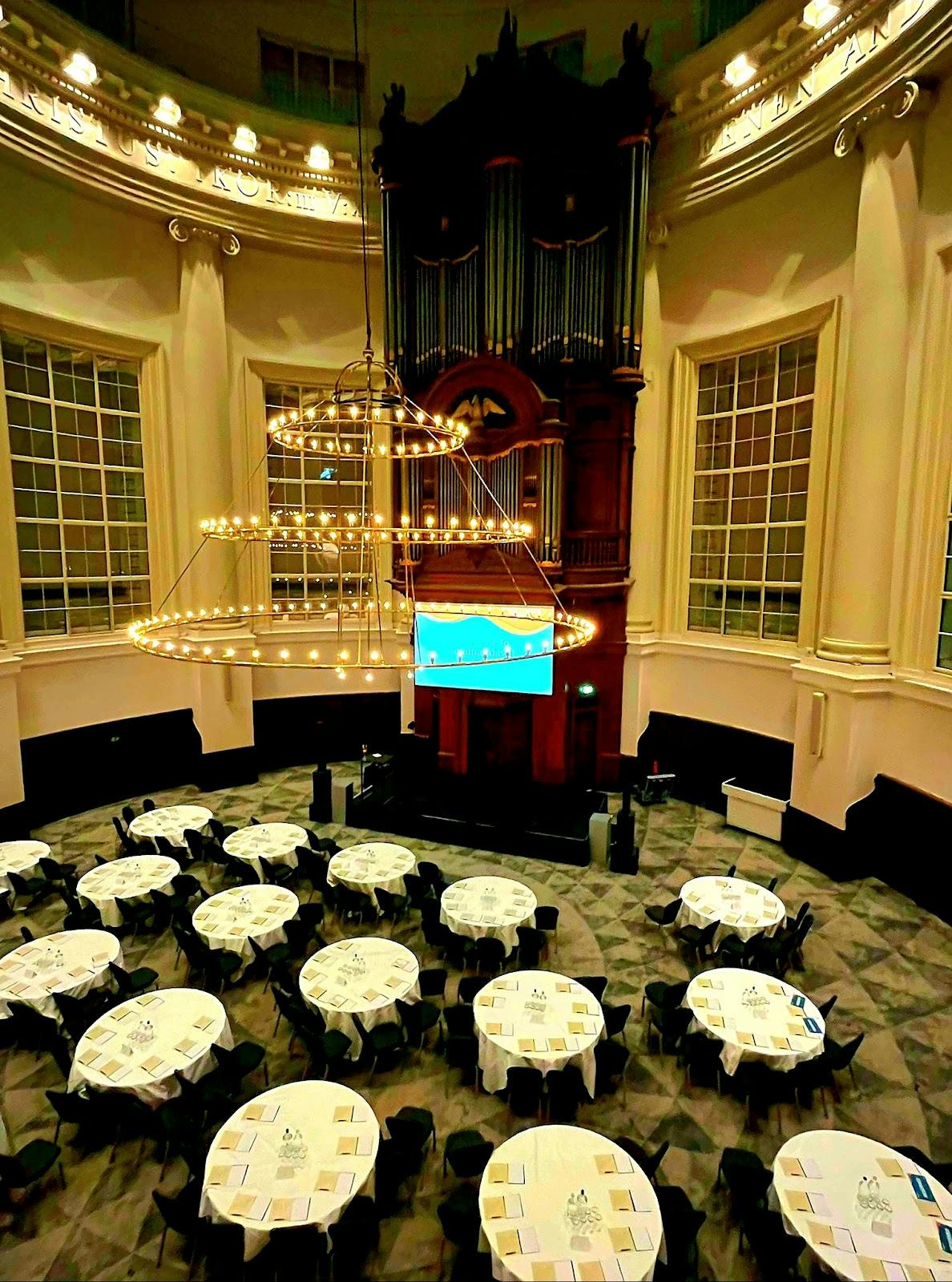 Koepelkerk Amsterdam - >Tiberiu Morariu</a>