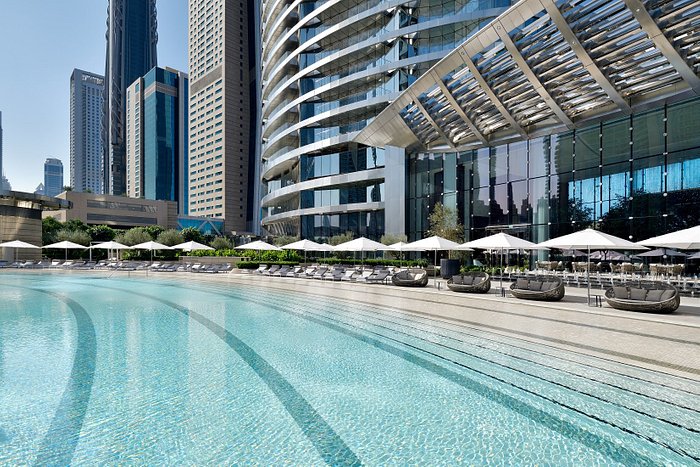 Poolside venue at Address Sky View, ideal for outdoor events and networking.