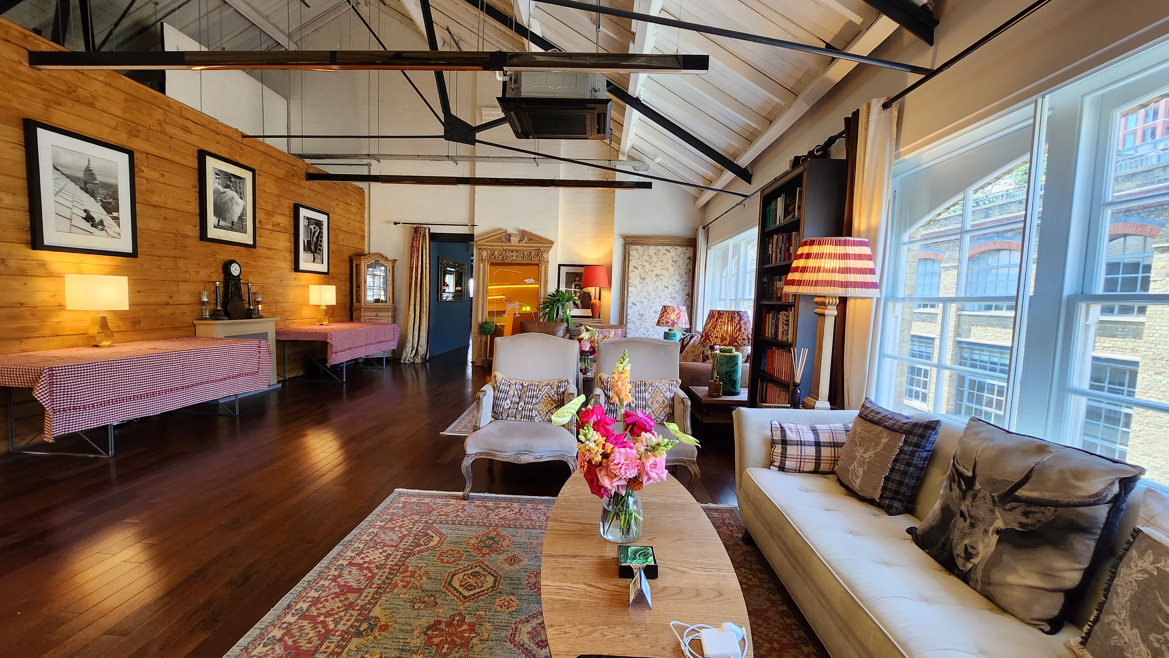 The New White Loft and The Chalet - aw020oaitr2.jpg