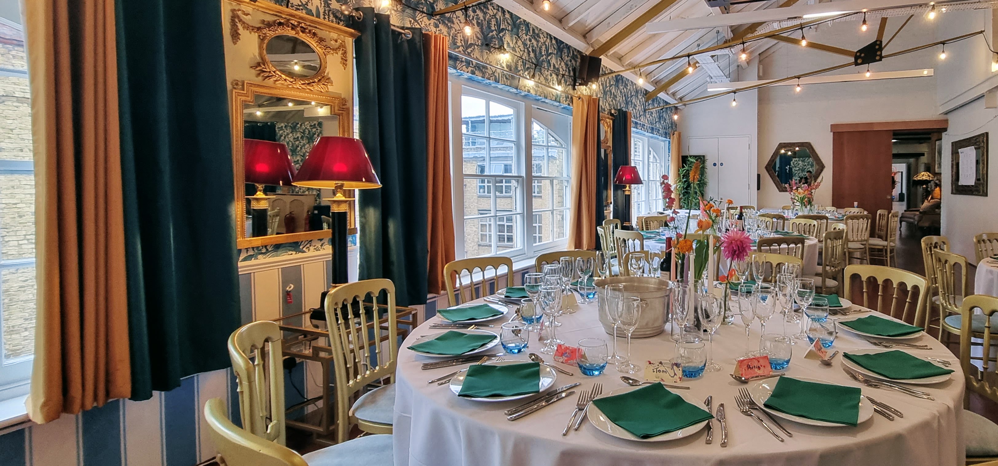 The New Victorian Loft and The Chalet - 1snrp0g4s4g.jpg