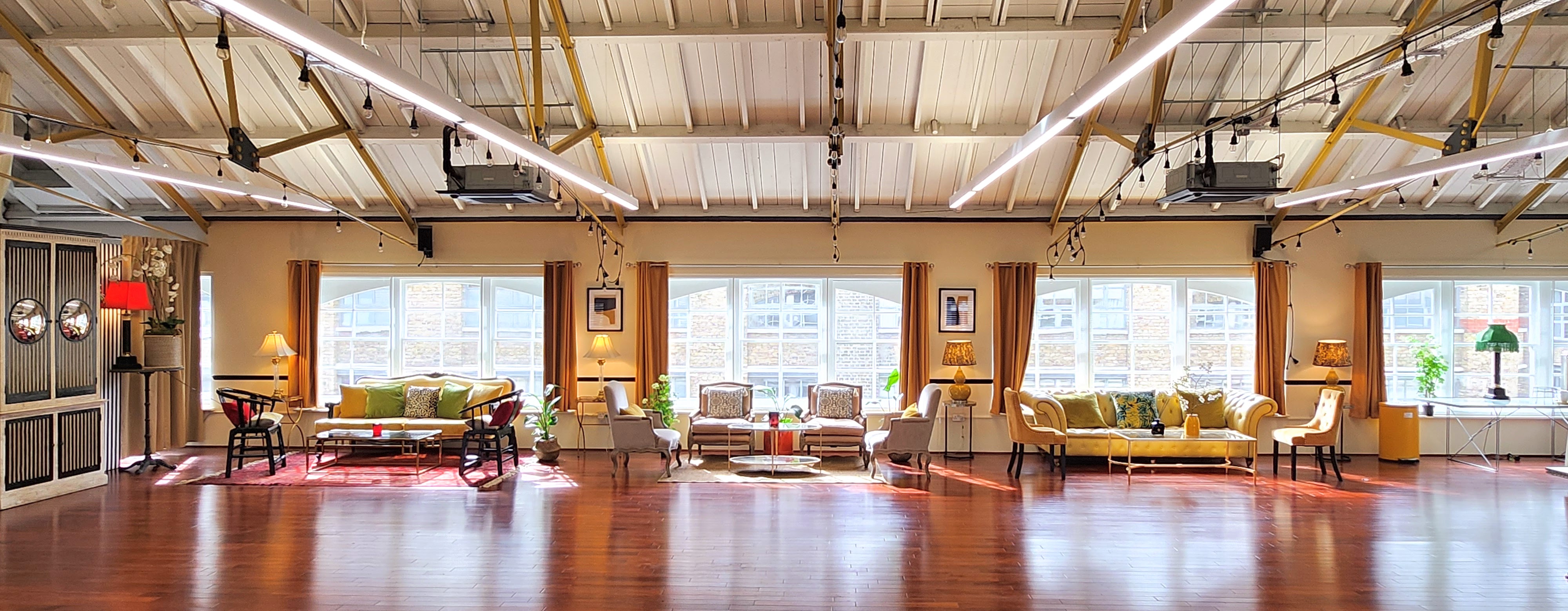 Underwood Flagship Venue - 1clapa4godq.jpg