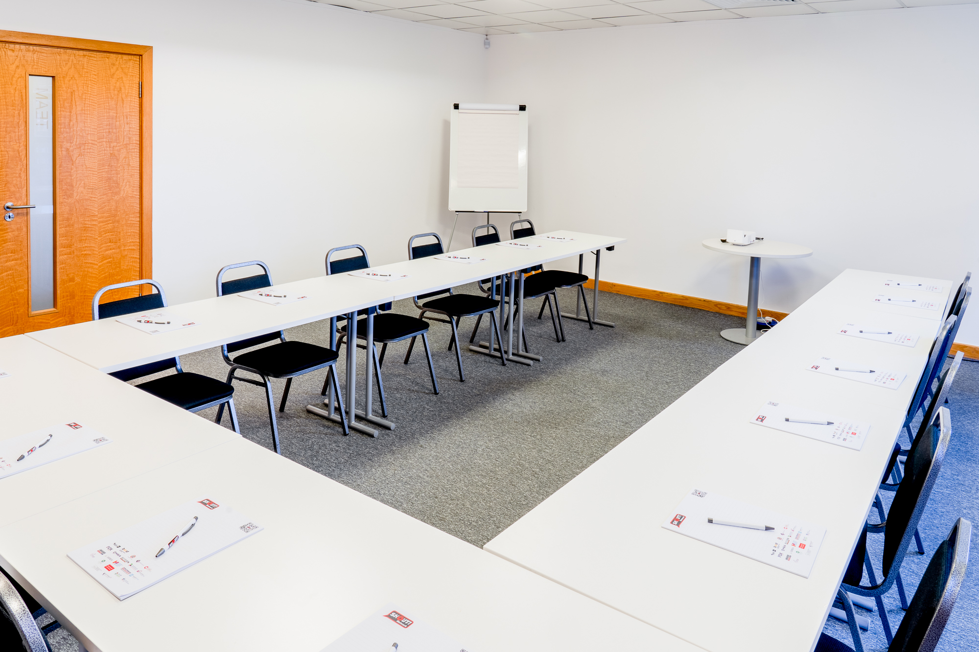 Connect Boardroom - hiyavwgufyw.jpg