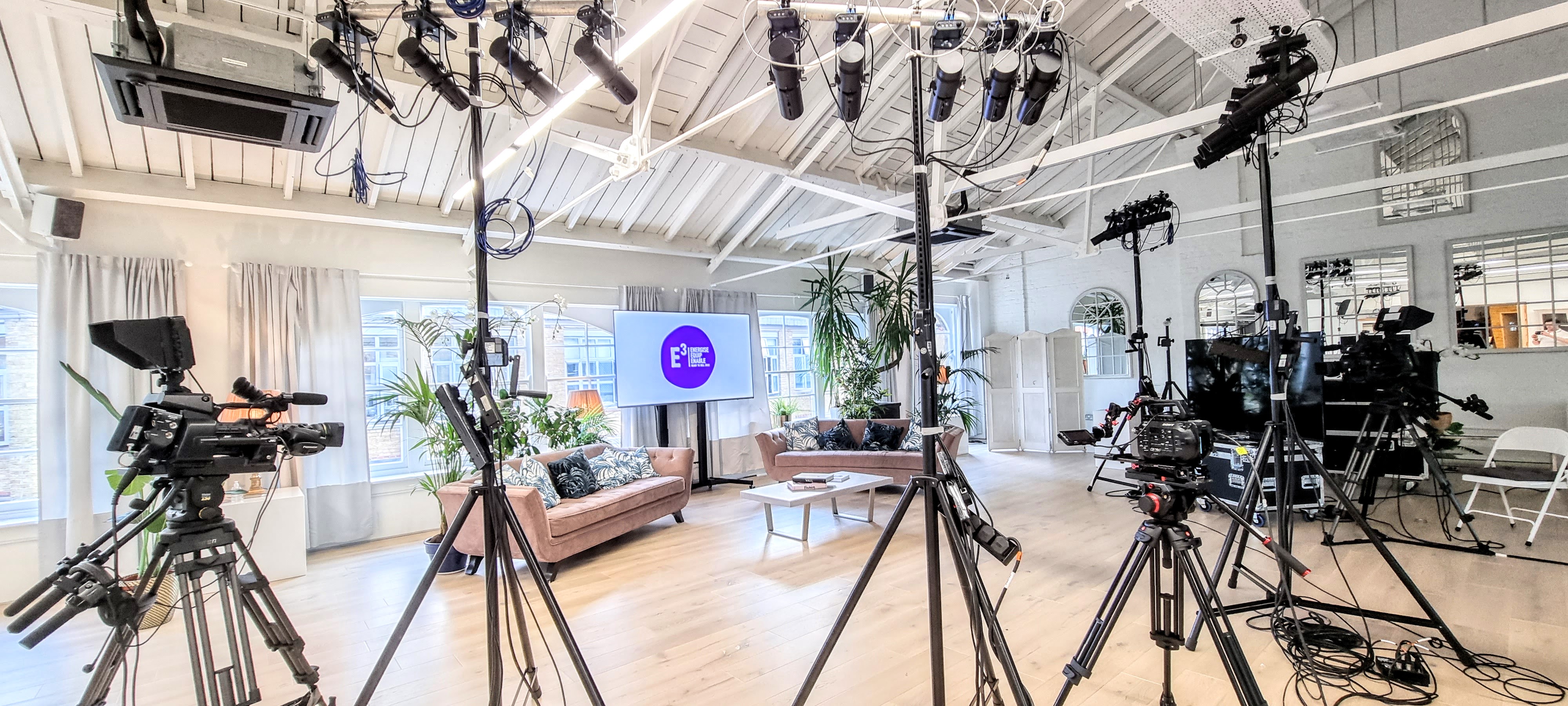 Lumiere Underwood - image 5