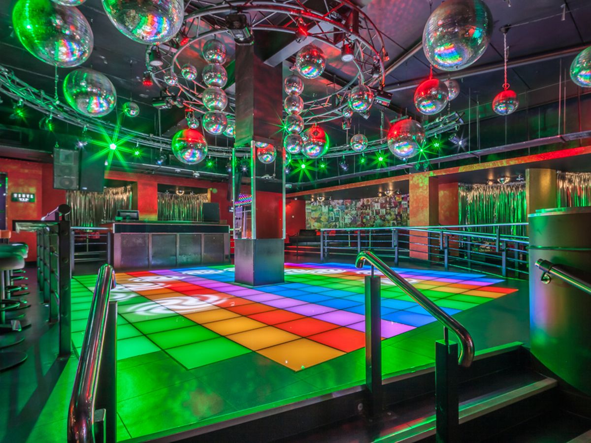 new disco-themed nightclub Vinyl ...