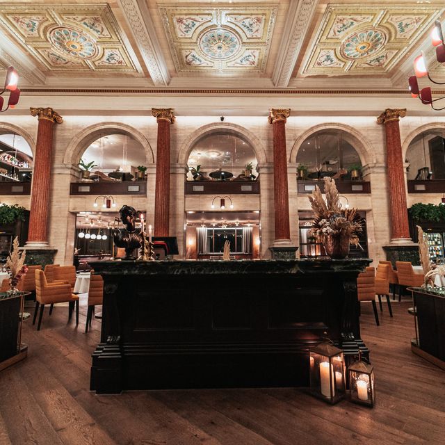 Piazza Italiana Restaurant - London ...