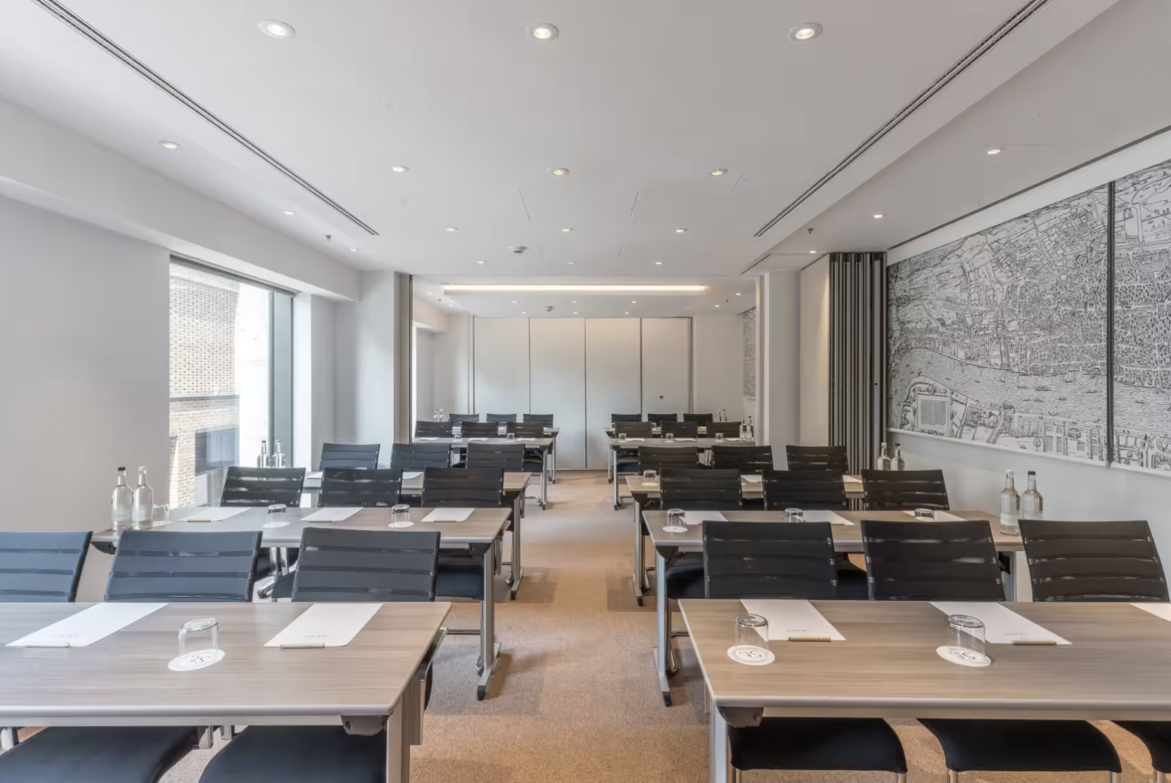 Modern Aldgate Suite at Hotel Saint London for corporate meetings and workshops.