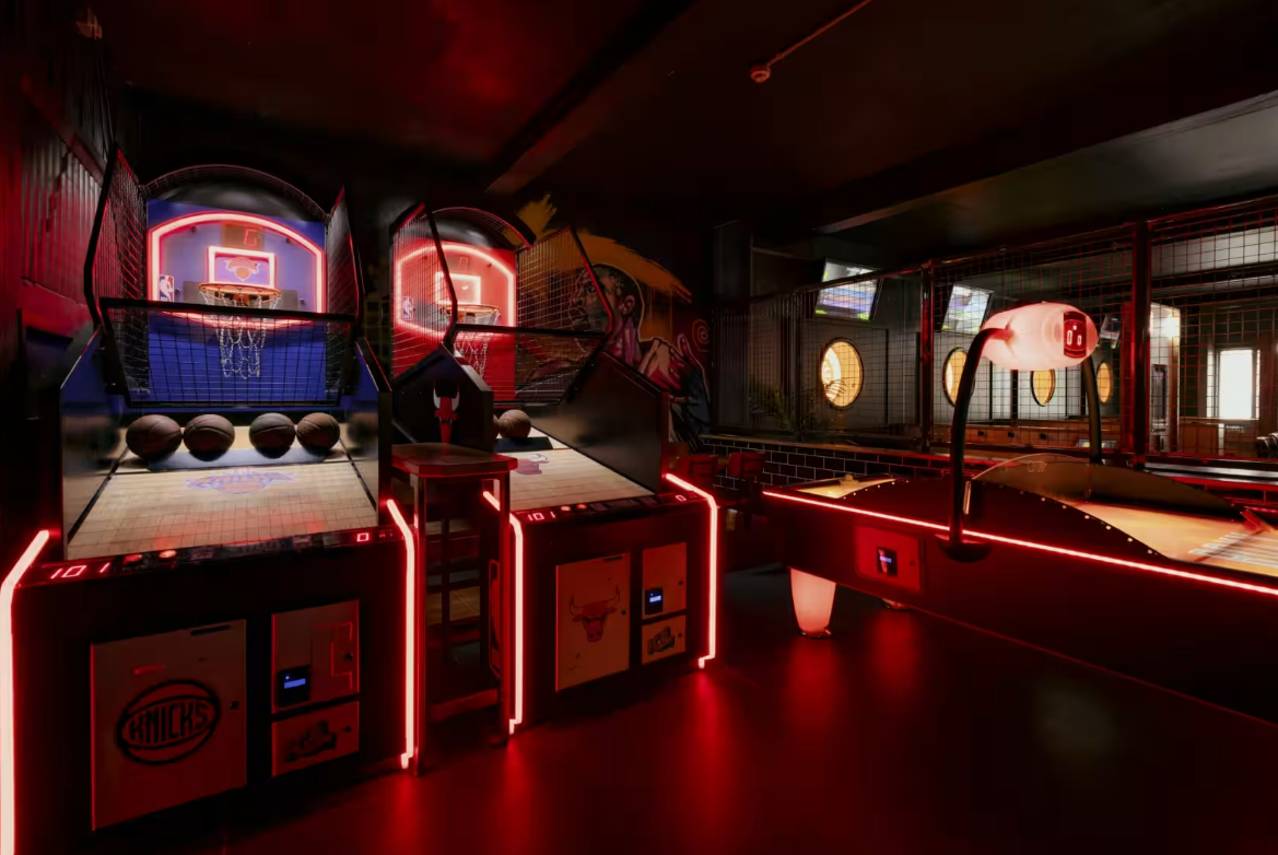 Roxy Ball Room Boar Lane - image 1