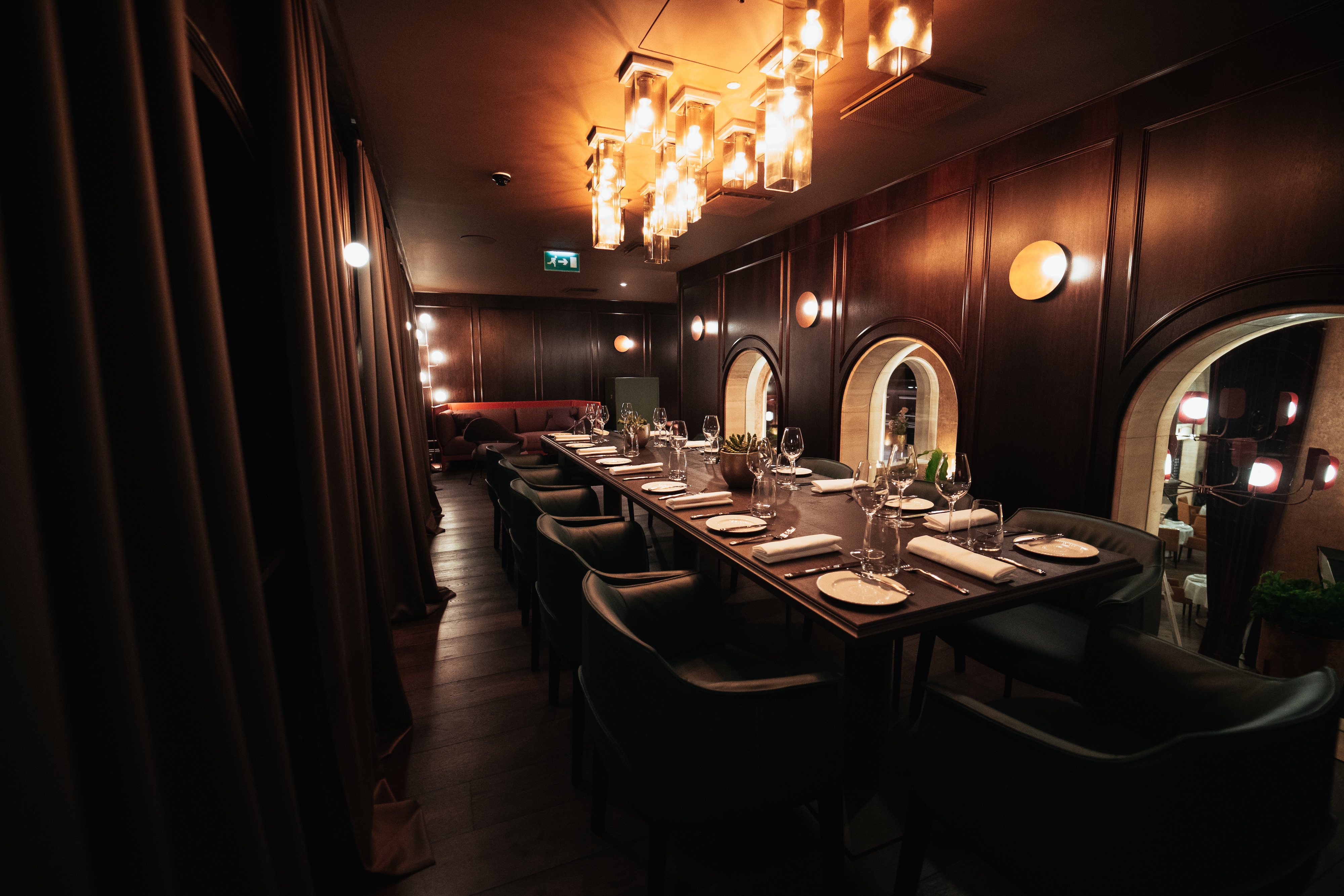Mezzanine Private Dining Room - 0s4khmt1wpo.jpg