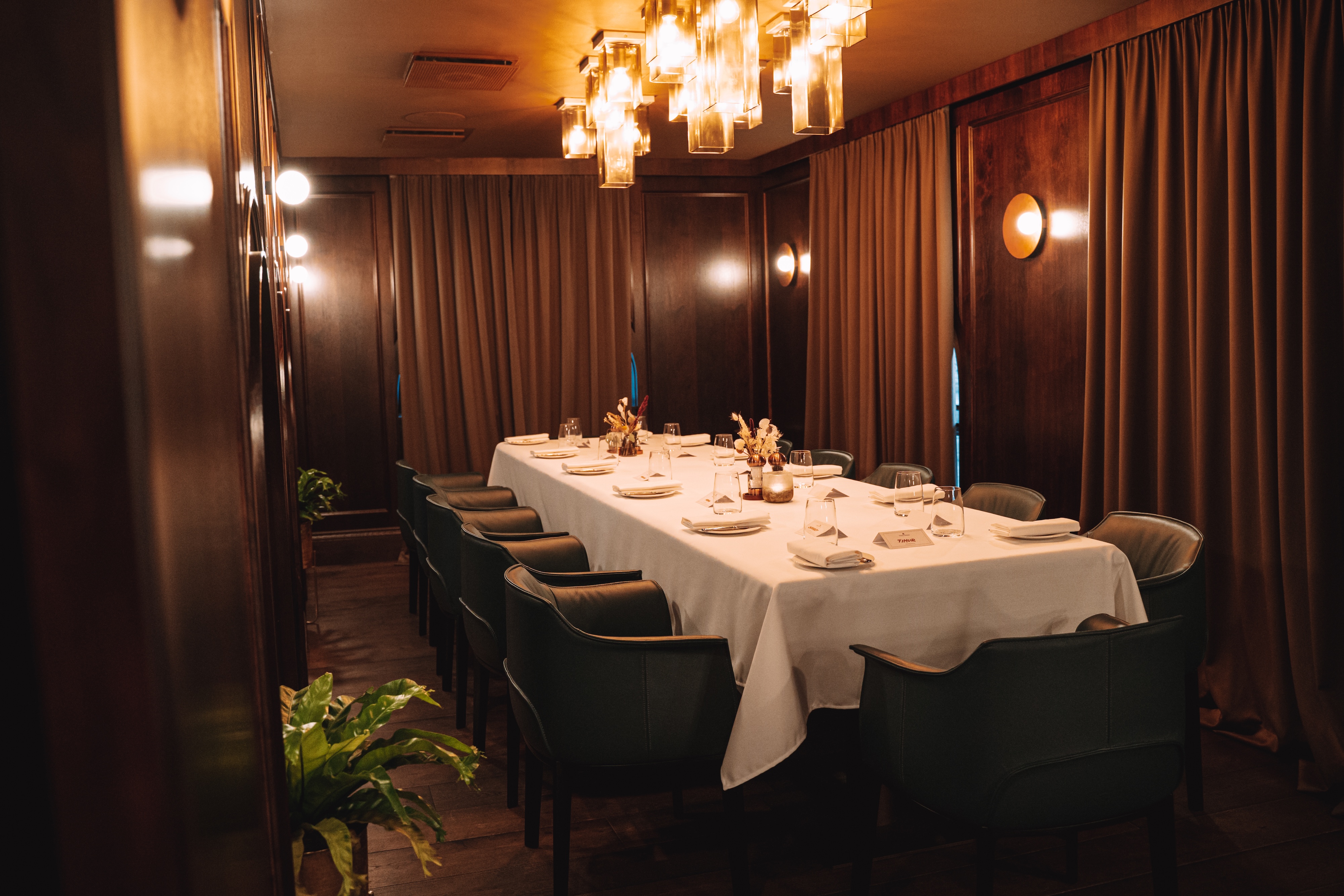 Mezzanine Private Dining Room - 5nqefxwllrm.jpg