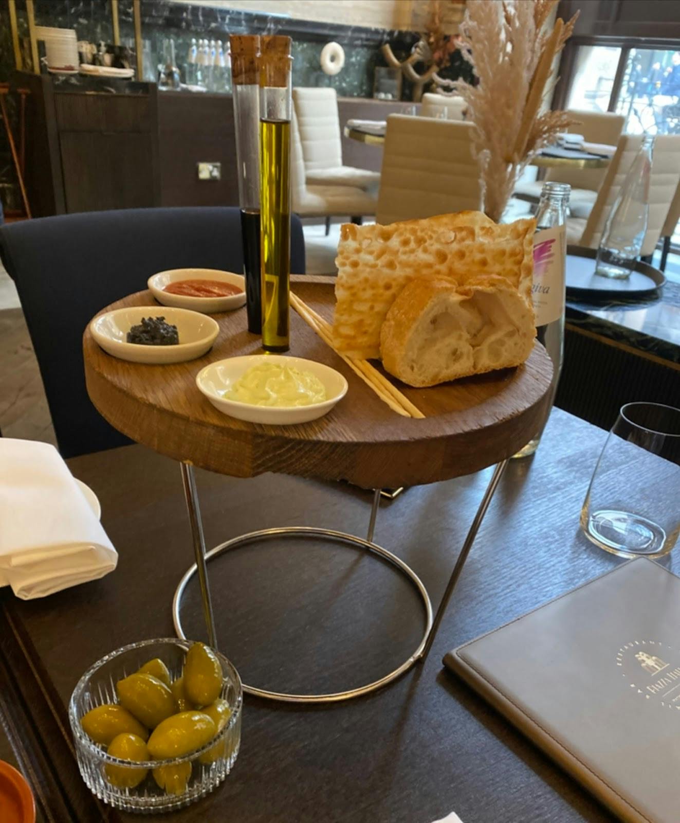 Piazza Italiana - >Chris Grieve</a>