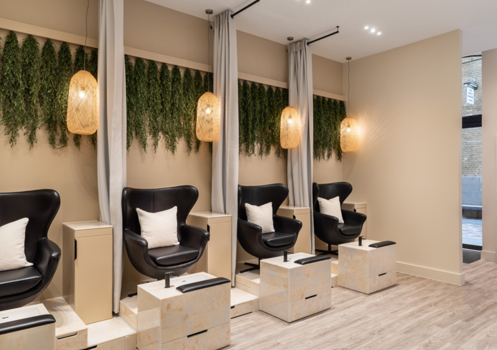 The Salon - hx3crpqz303.png