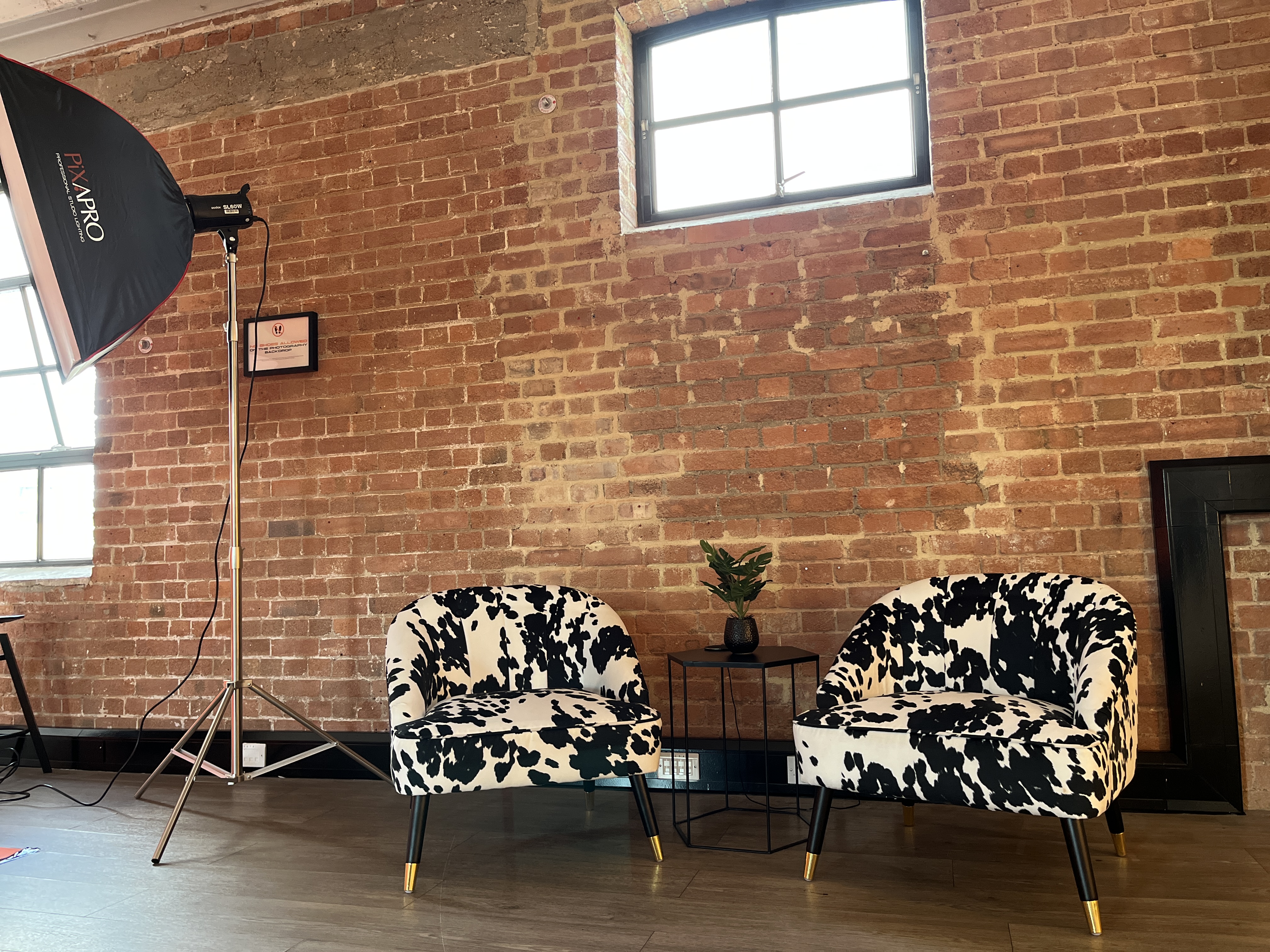 Creators House - Photography Studio  - bya4q1z4fcd.JPG