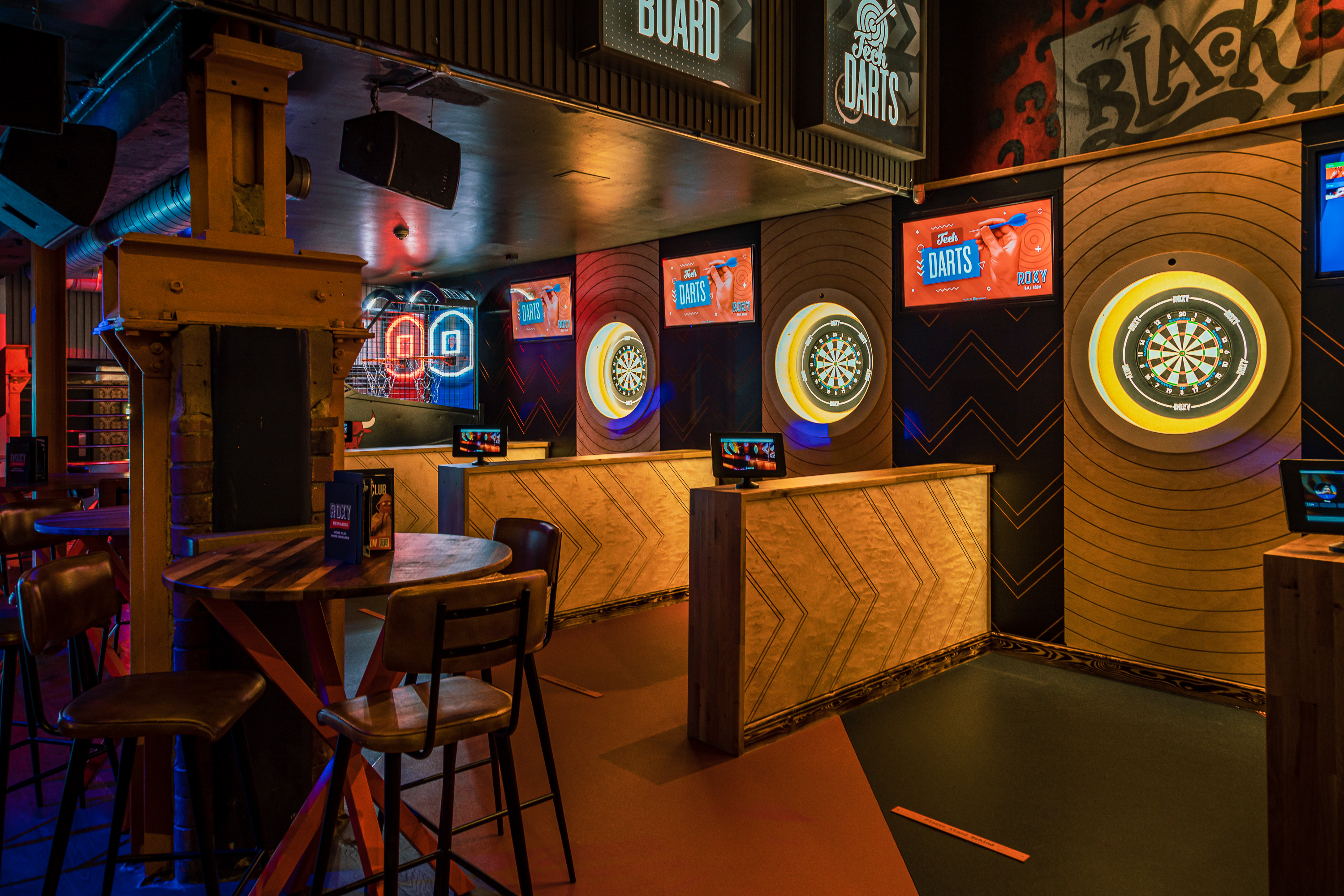 Roxy Ball Room Leeds social lounge for corporate team building and networking event hire.