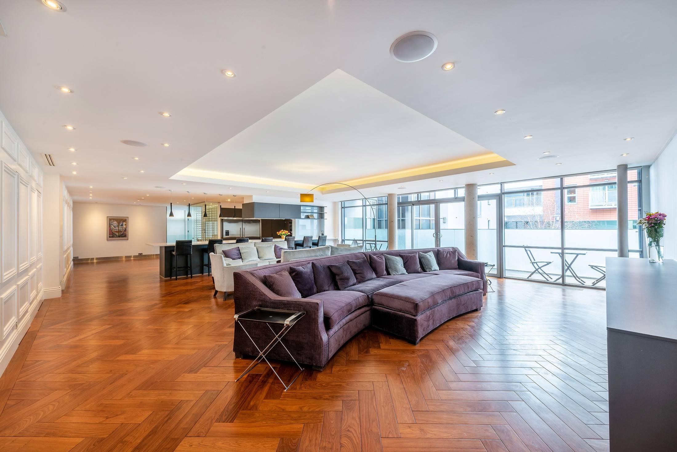 The Lounge - wd5adllxdo0.jpg