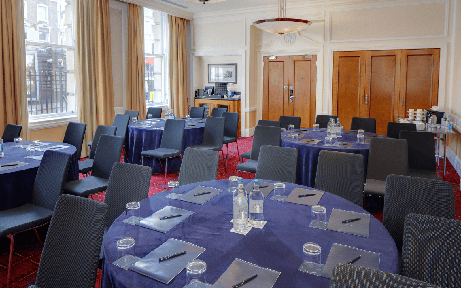 Maciver - a11o2oi32vg.png