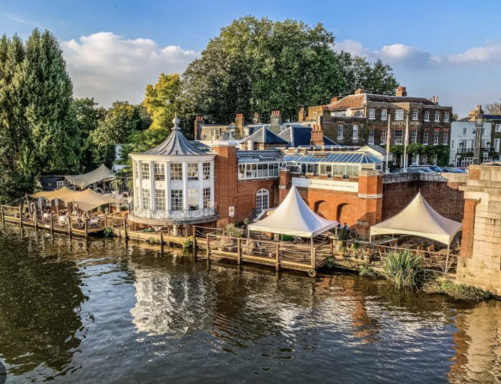 The Orangery - uhe21rimqyi.png