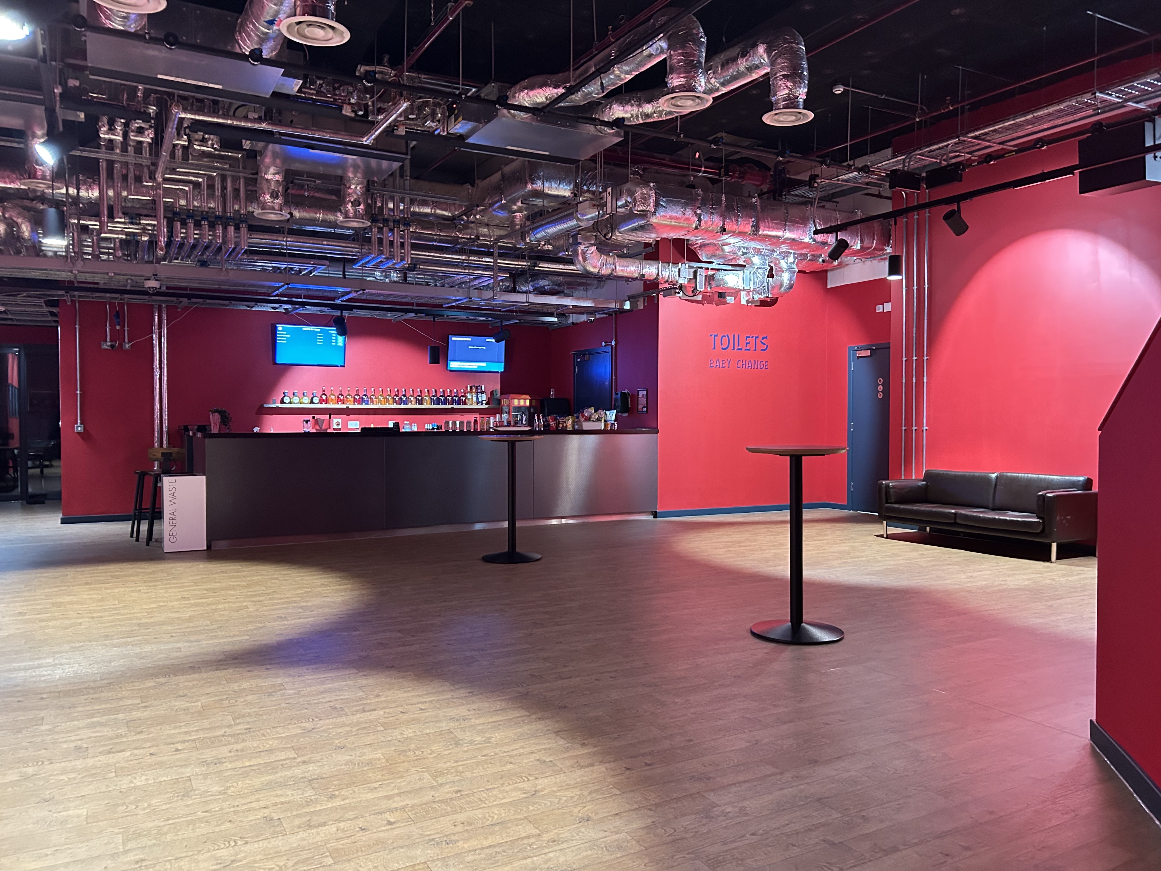 Cinema Screen 1 - 2usxjzya0wm.jpg