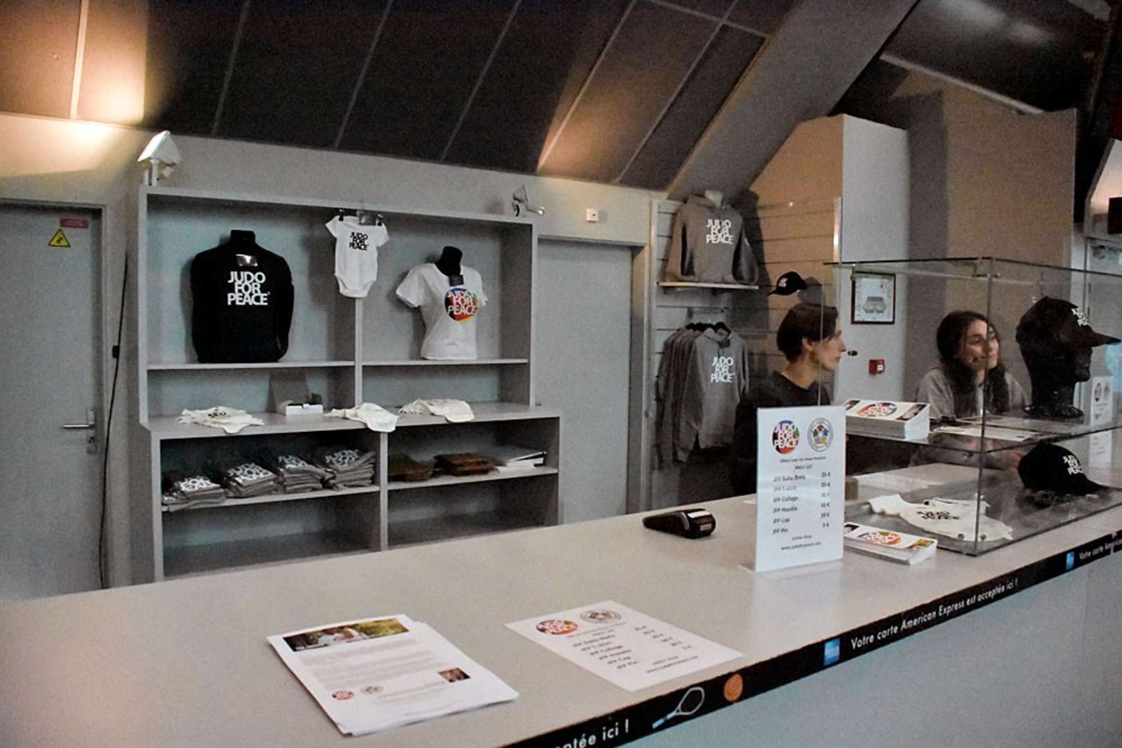 Peace Store Pops up at Paris Grand Slam ...