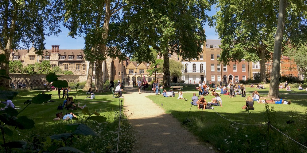 Outdoor summer party venue in Charterhouse Square with elegant greenery.