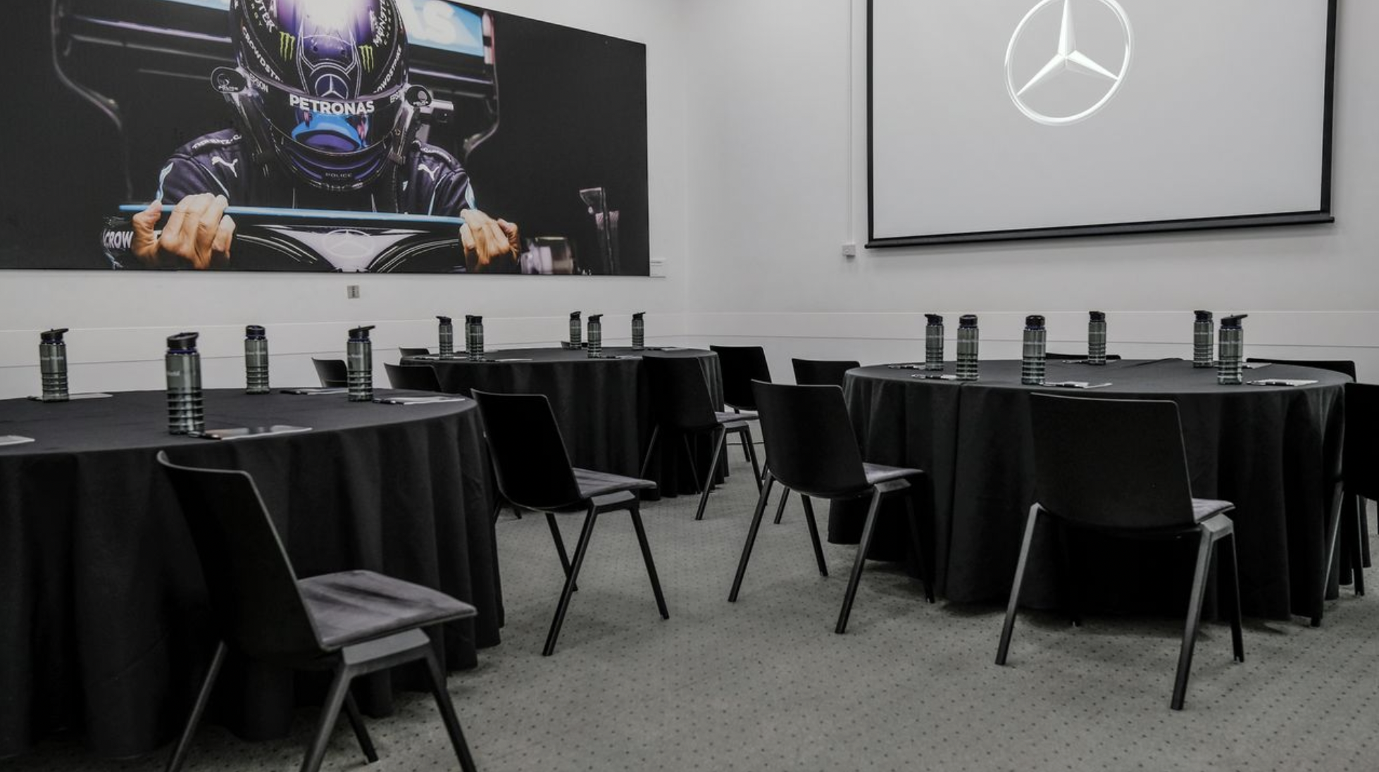 Hamilton & Russell Suite - 4d5lu3z3d02.png