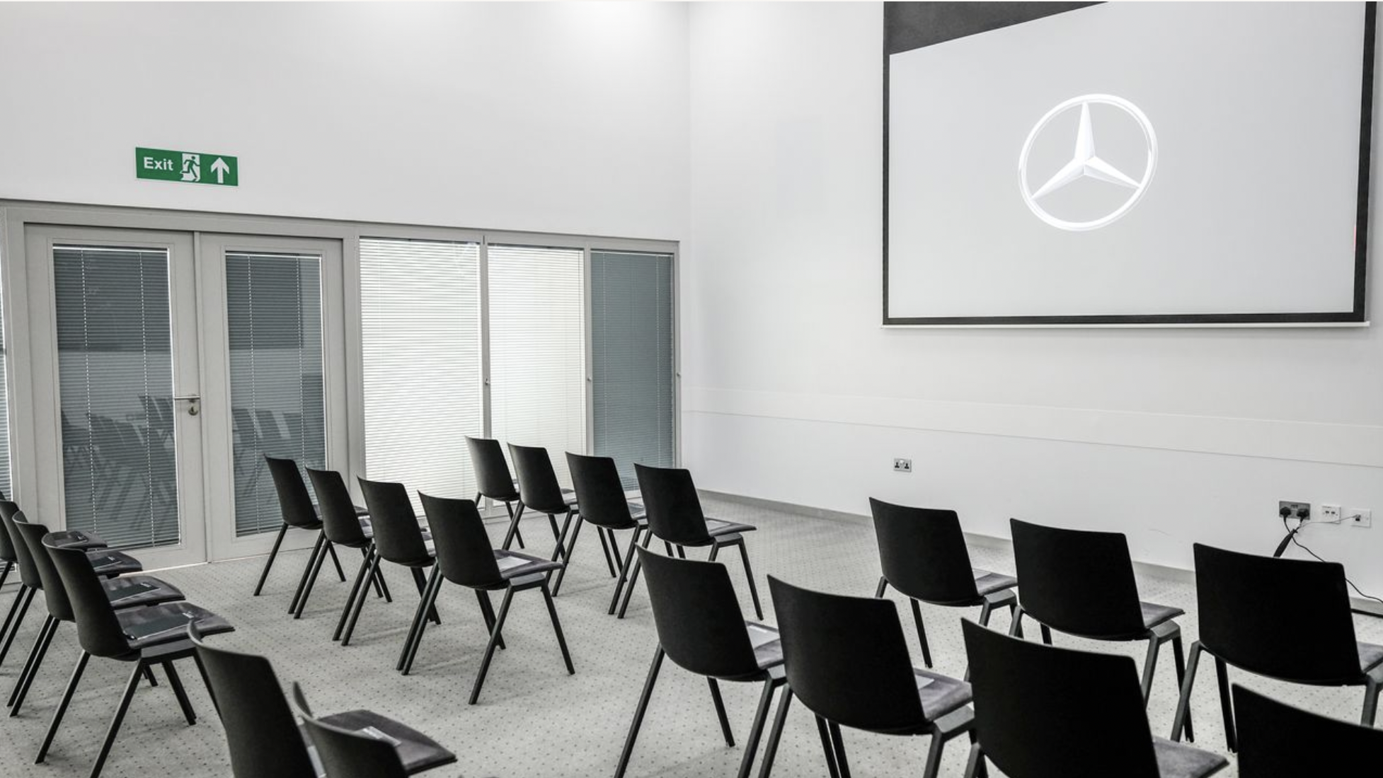 Hamilton & Russell Suite - 4hxsosvod1n.png