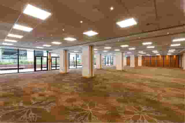 Novotel London West