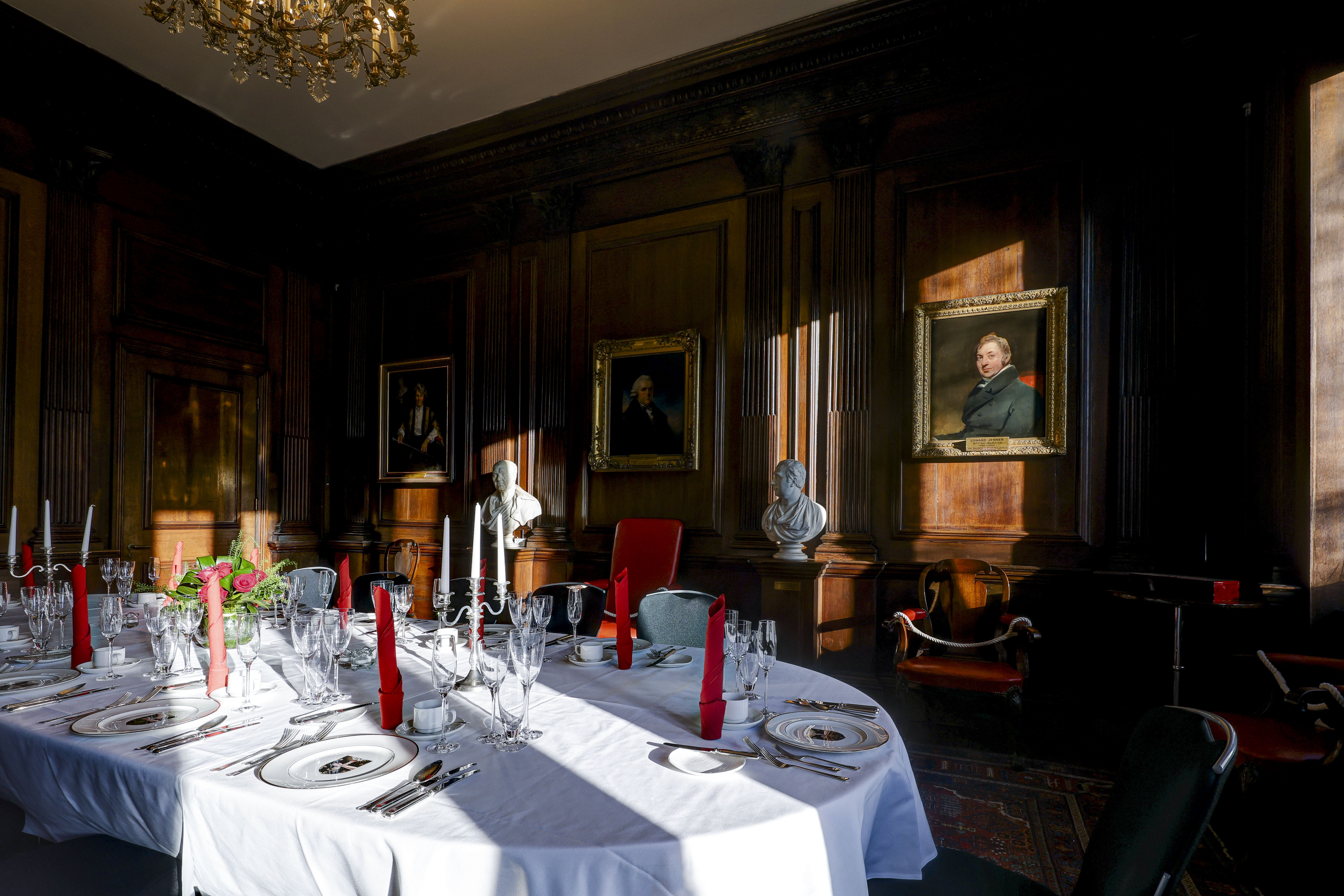 Elegant dining room in RCP London, ideal for formal events and corporate celebrations.