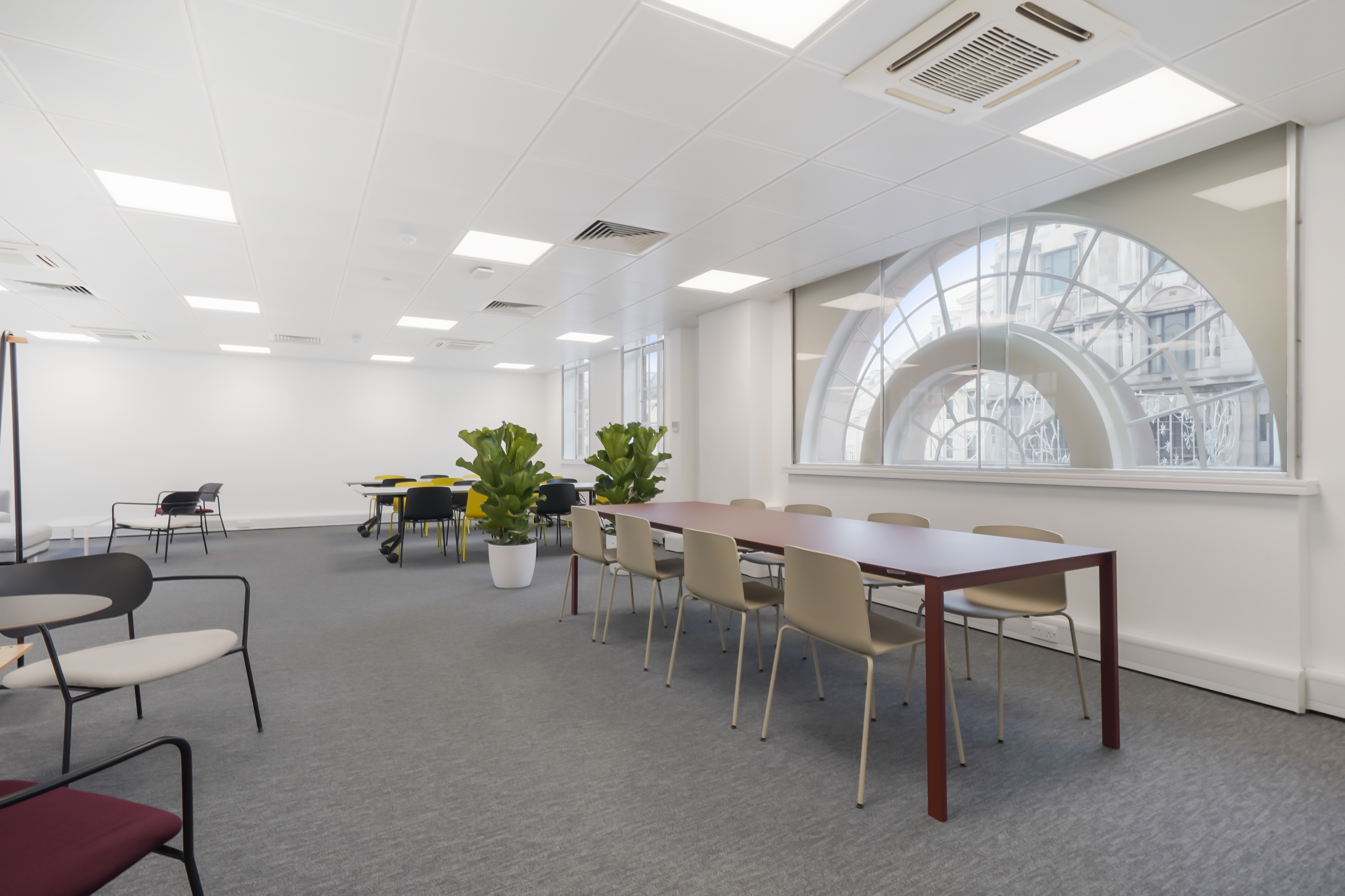 Networking space - qlx4mlly0de.jpg