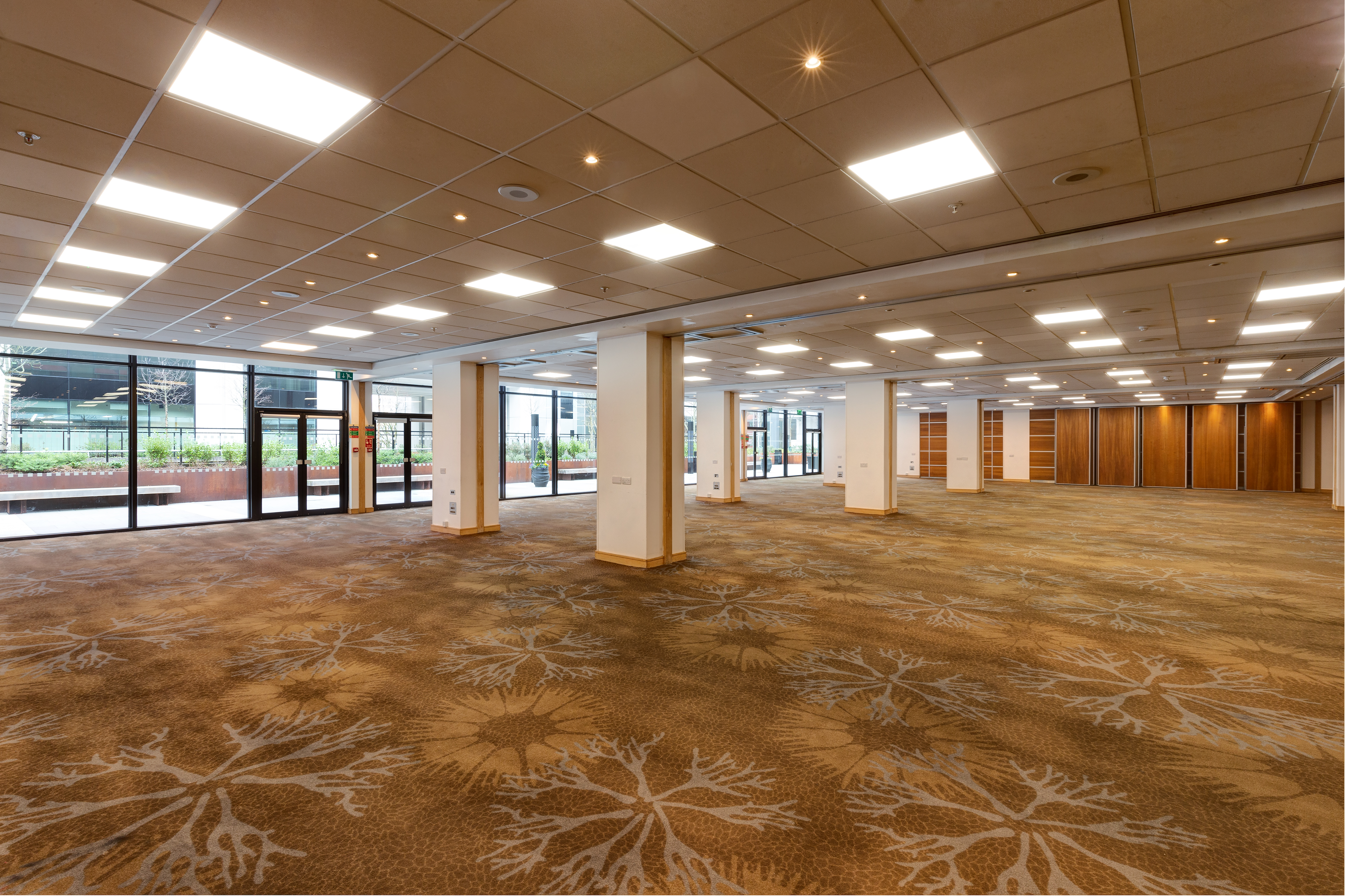 Spacious Epernay venue at Novotel London West, ideal for meetings and conferences.